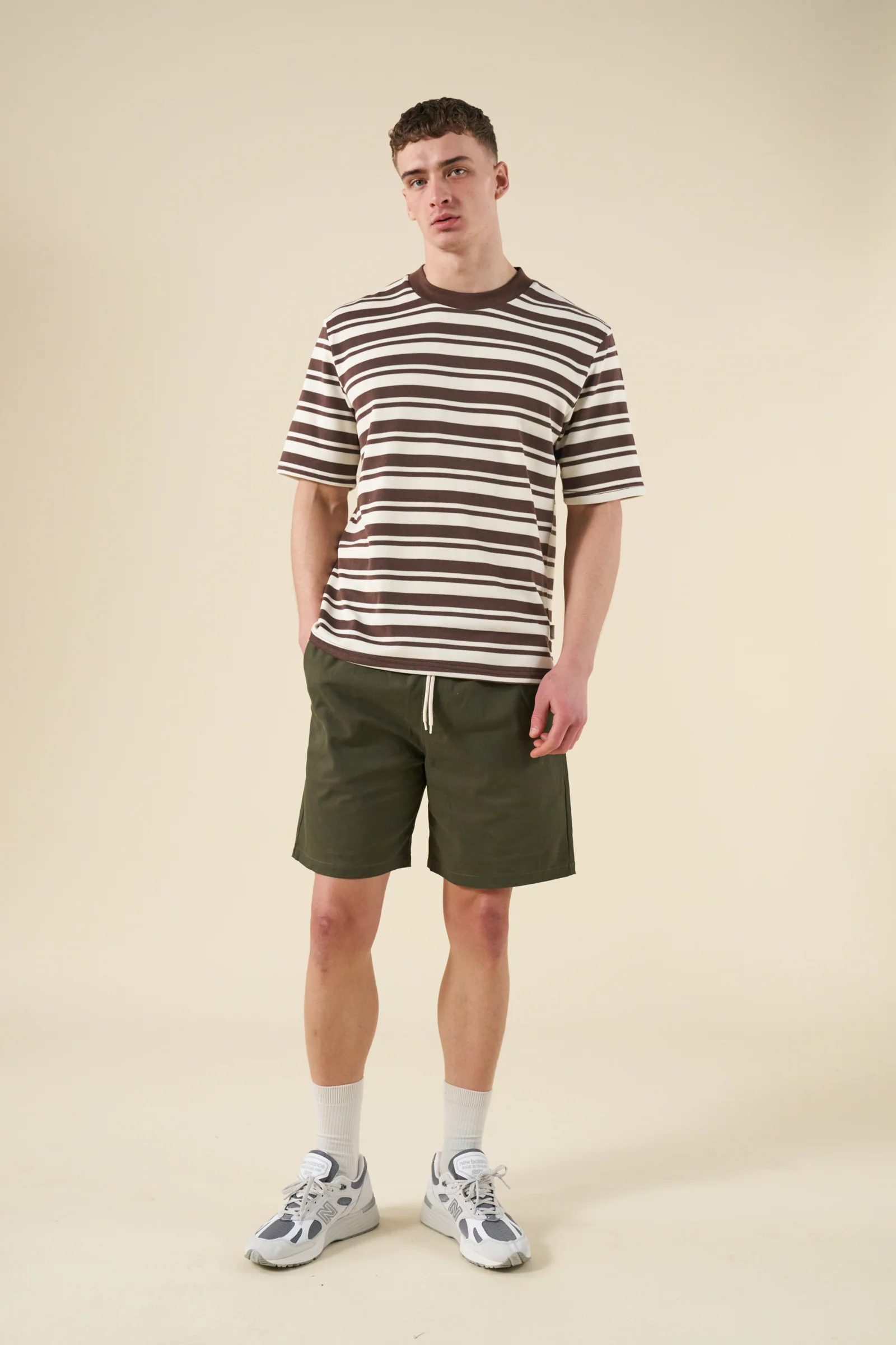 PIQUE STRIPE TEE - BROWN / ECRU - Image 3