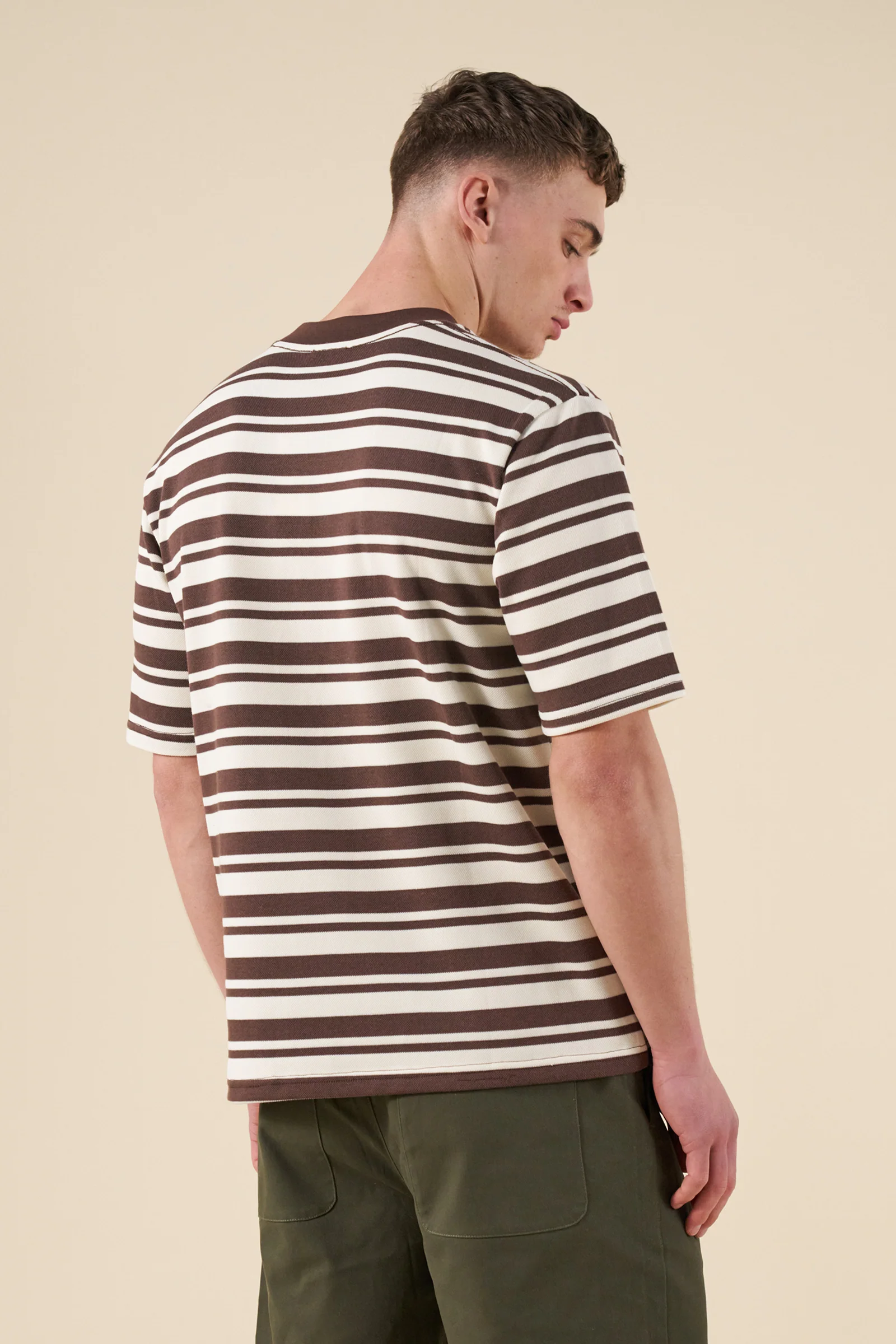 PIQUE STRIPE TEE - BROWN / ECRU - Image 4