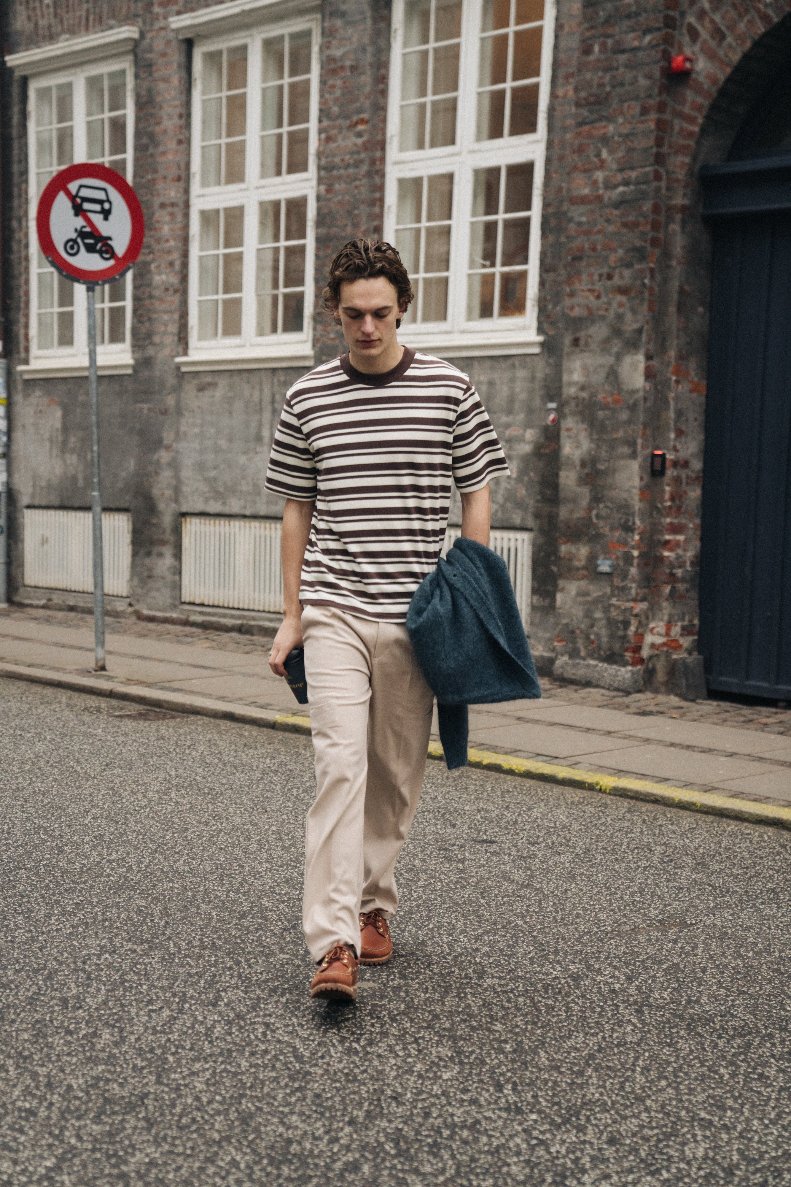 PIQUE STRIPE TEE - BROWN / ECRU - Image 6