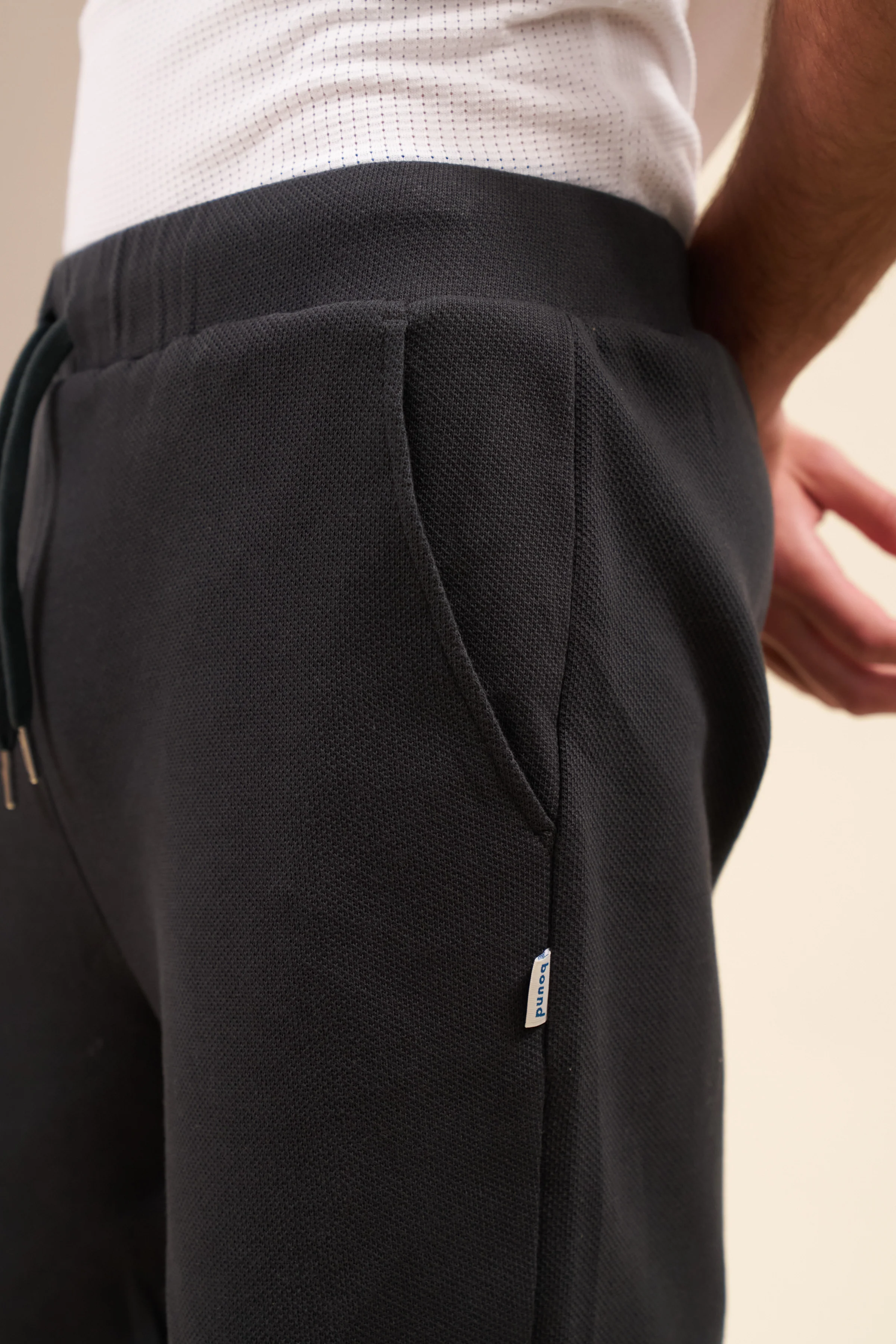 PIQUE WAFFLE SHORTS - BLACK - Image 5