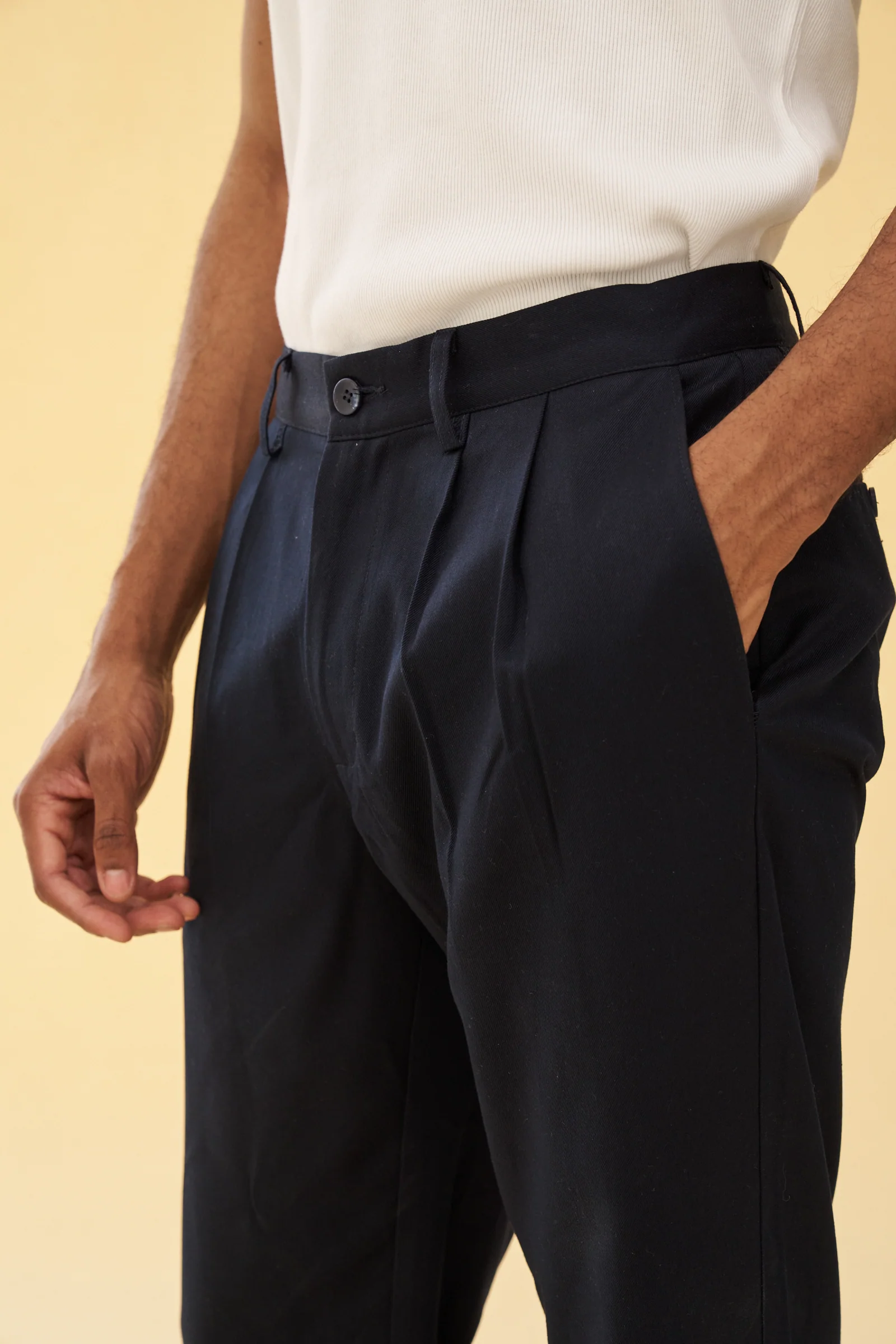 PLEATED SMART TROUSERS - NAVY - Image 4