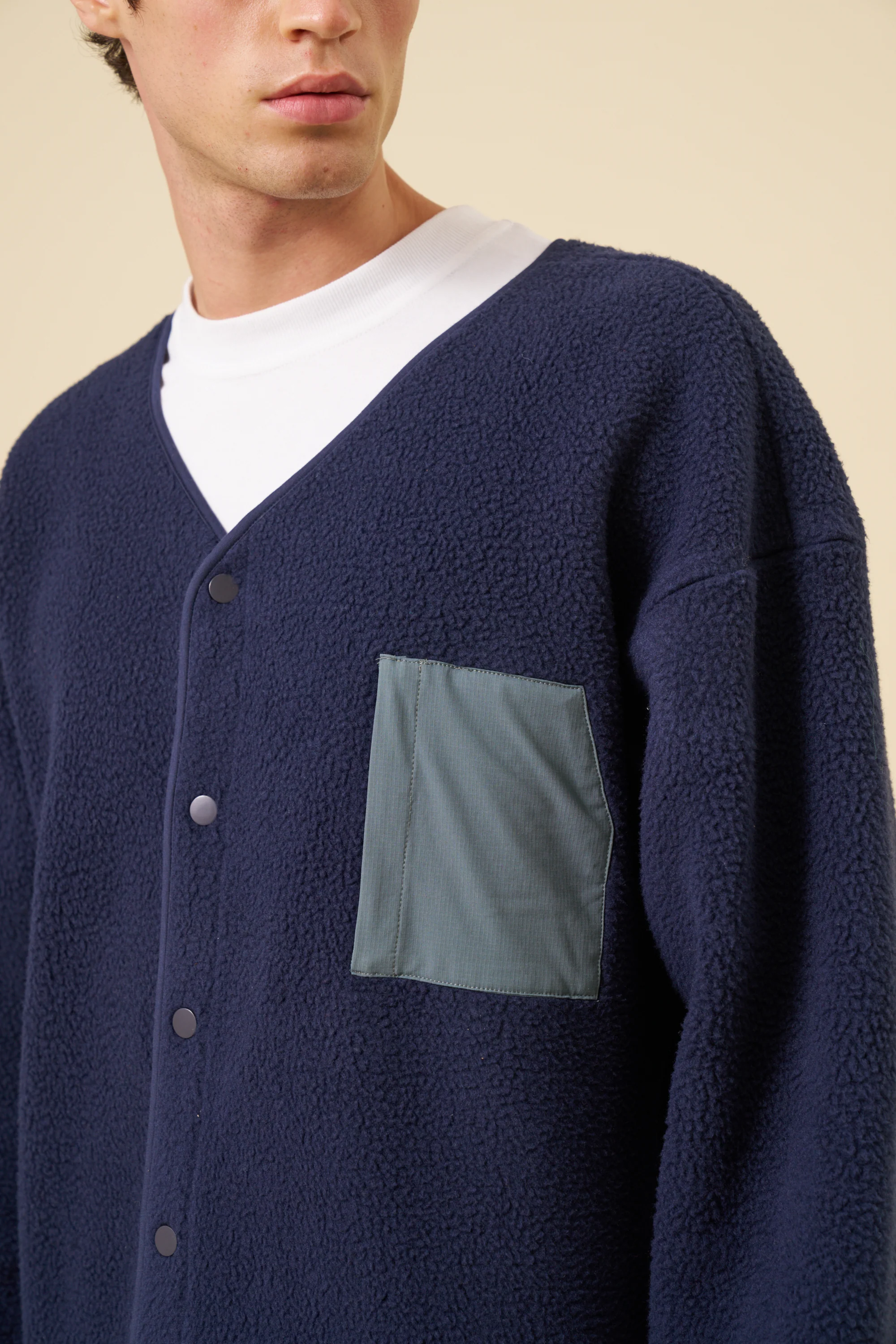 POCKET FLEECE CARDIGAN - NAVY - Image 3