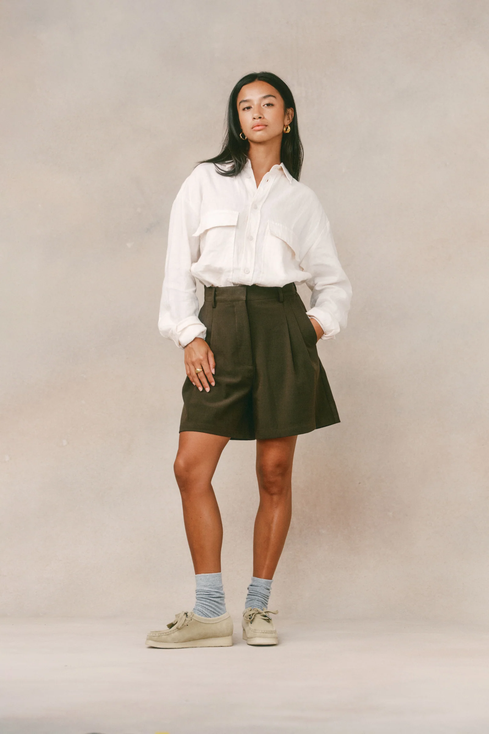 PREMIUM LINEN LONGSLEEVE SHIRT - ECRU - Image 10