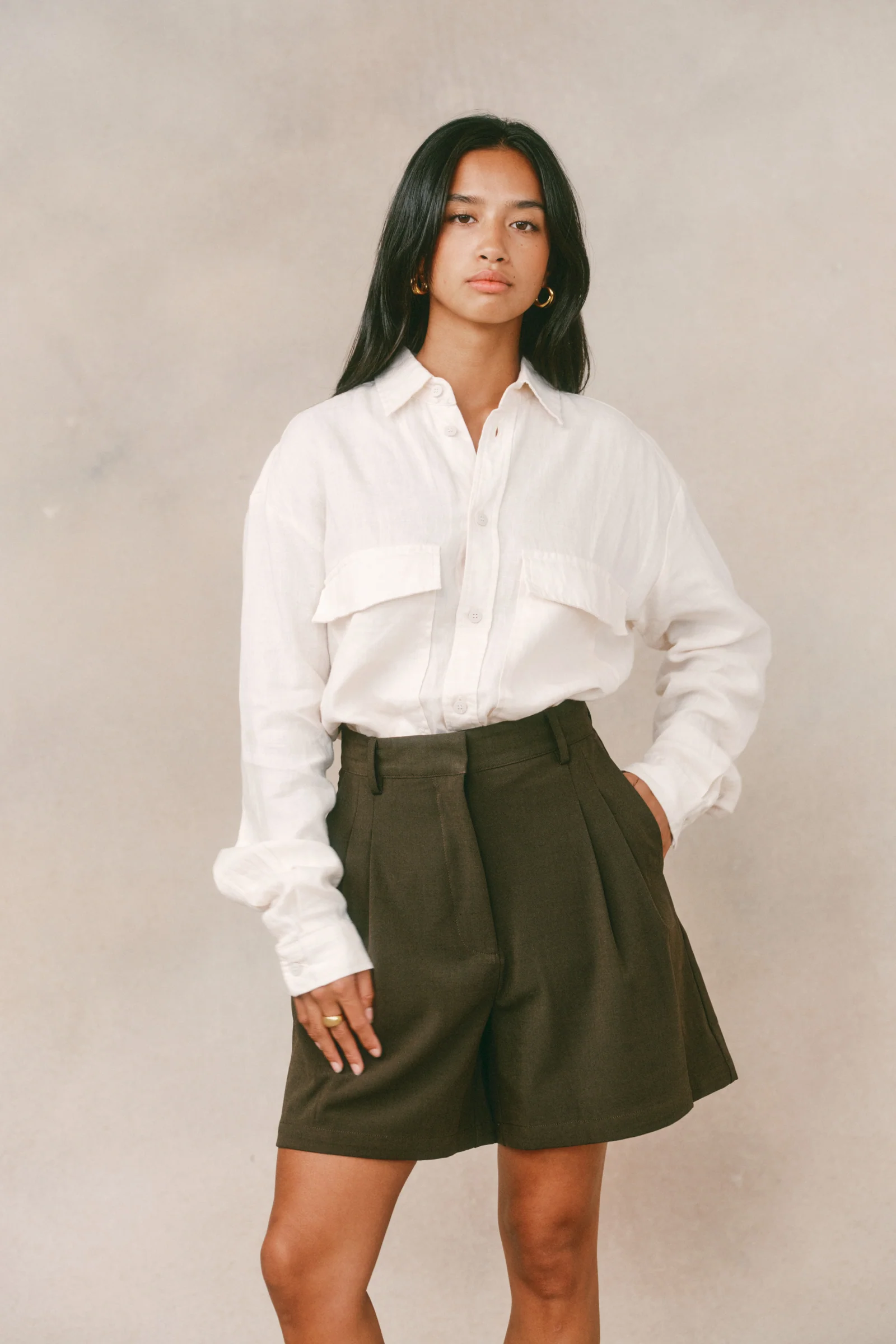 PREMIUM LINEN LONGSLEEVE SHIRT - ECRU - Image 3