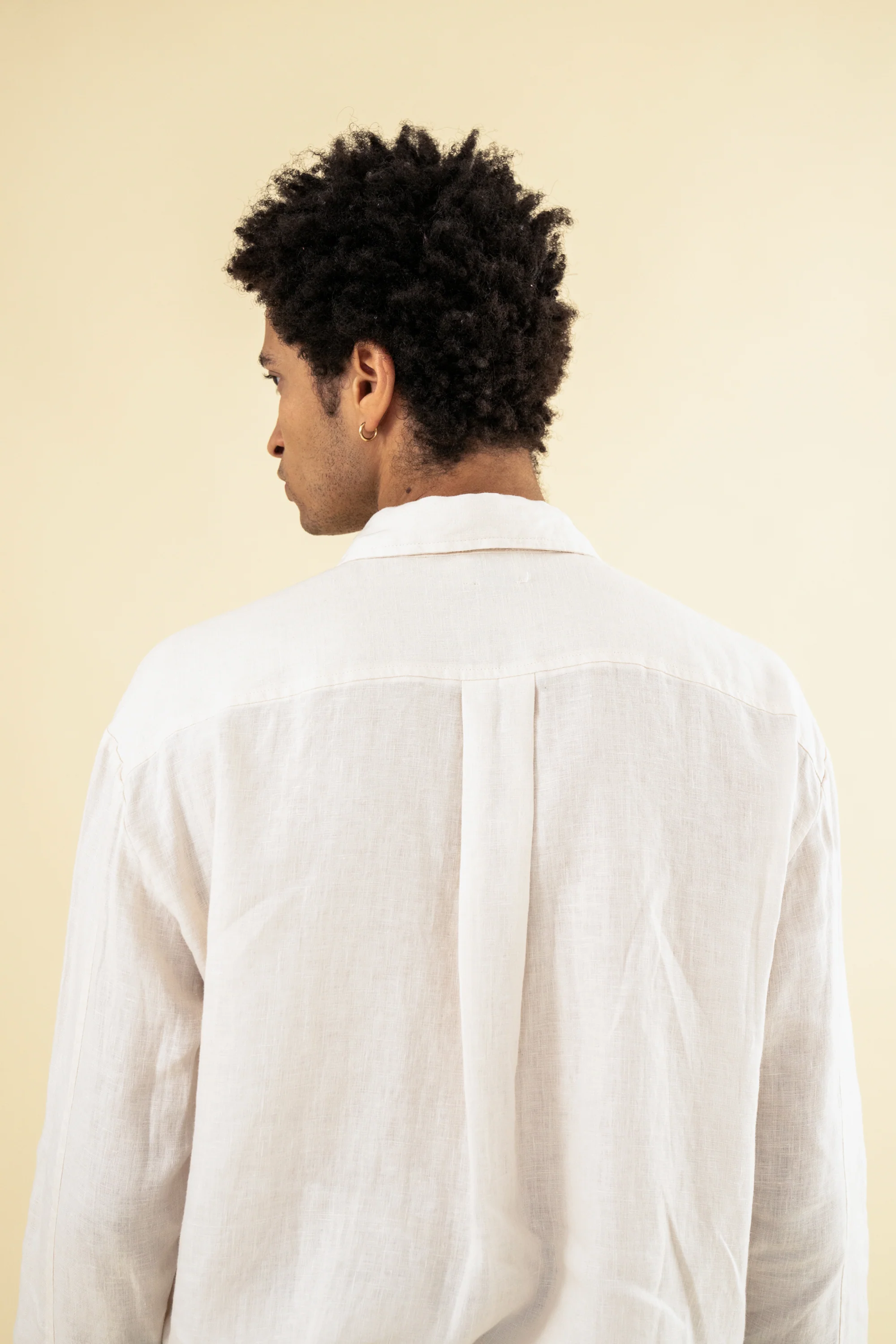 PREMIUM LINEN LONGSLEEVE SHIRT - ECRU - Image 7