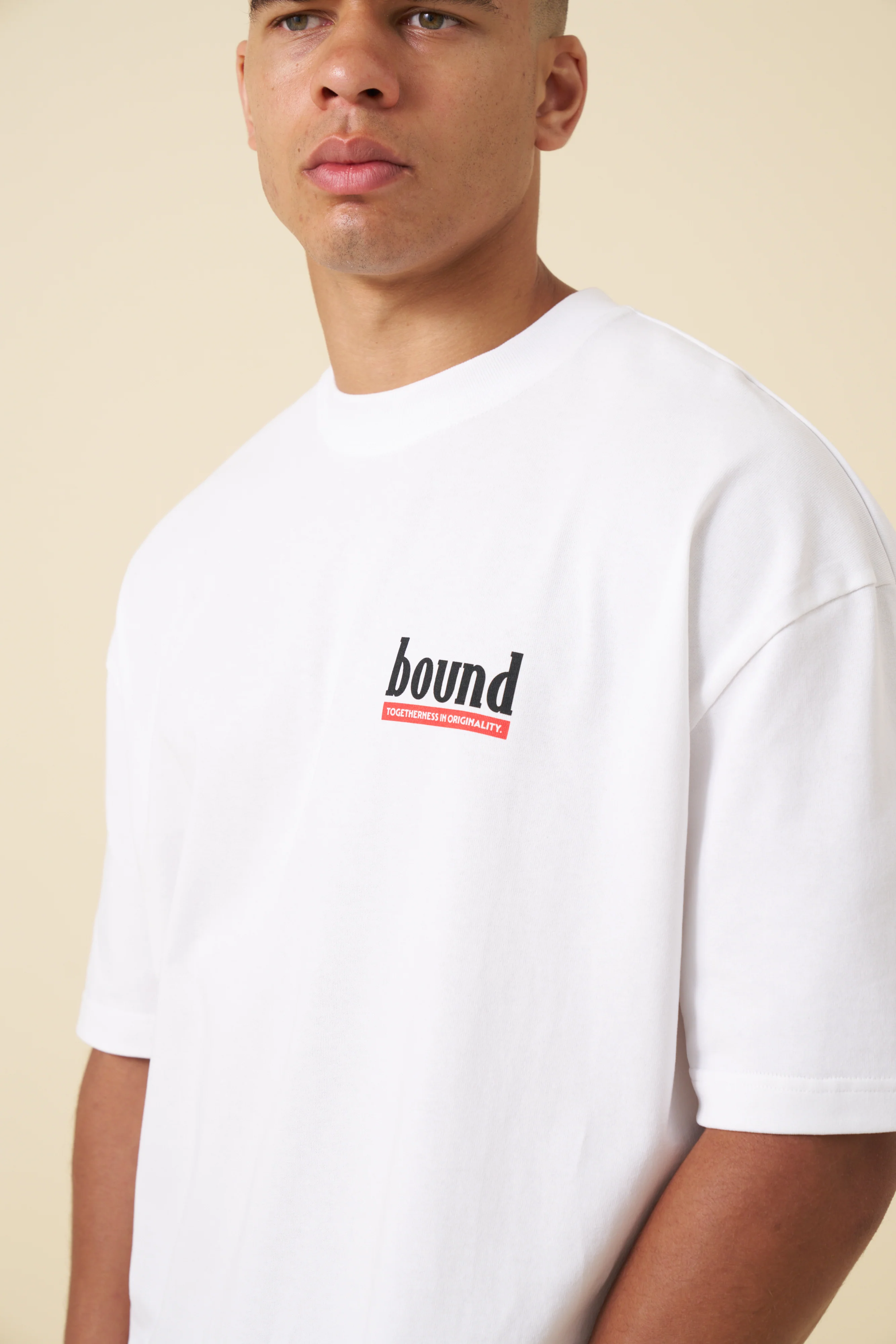 RED LABEL TEE - WHITE - Image 4