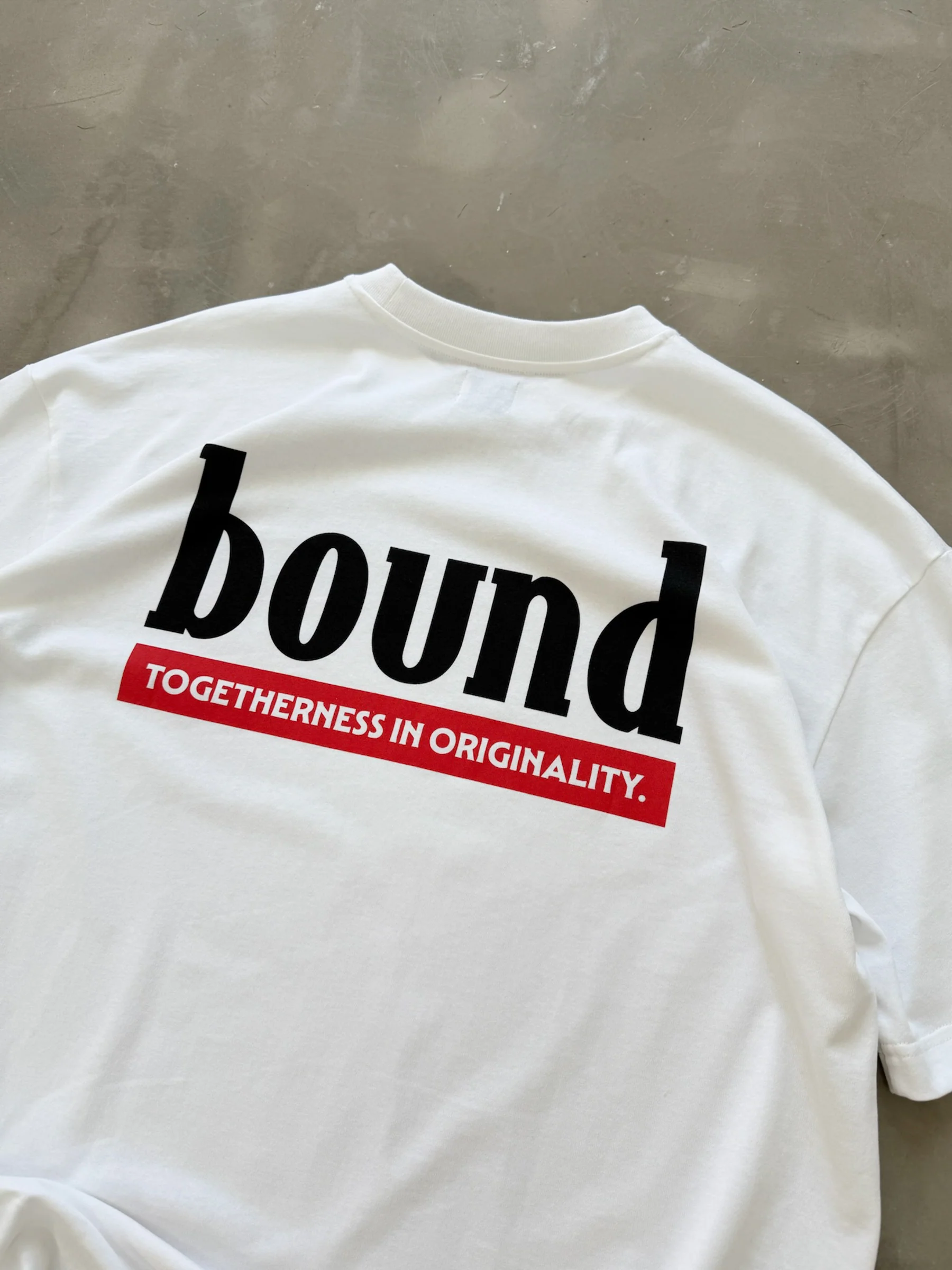 RED LABEL TEE - WHITE - Image 9