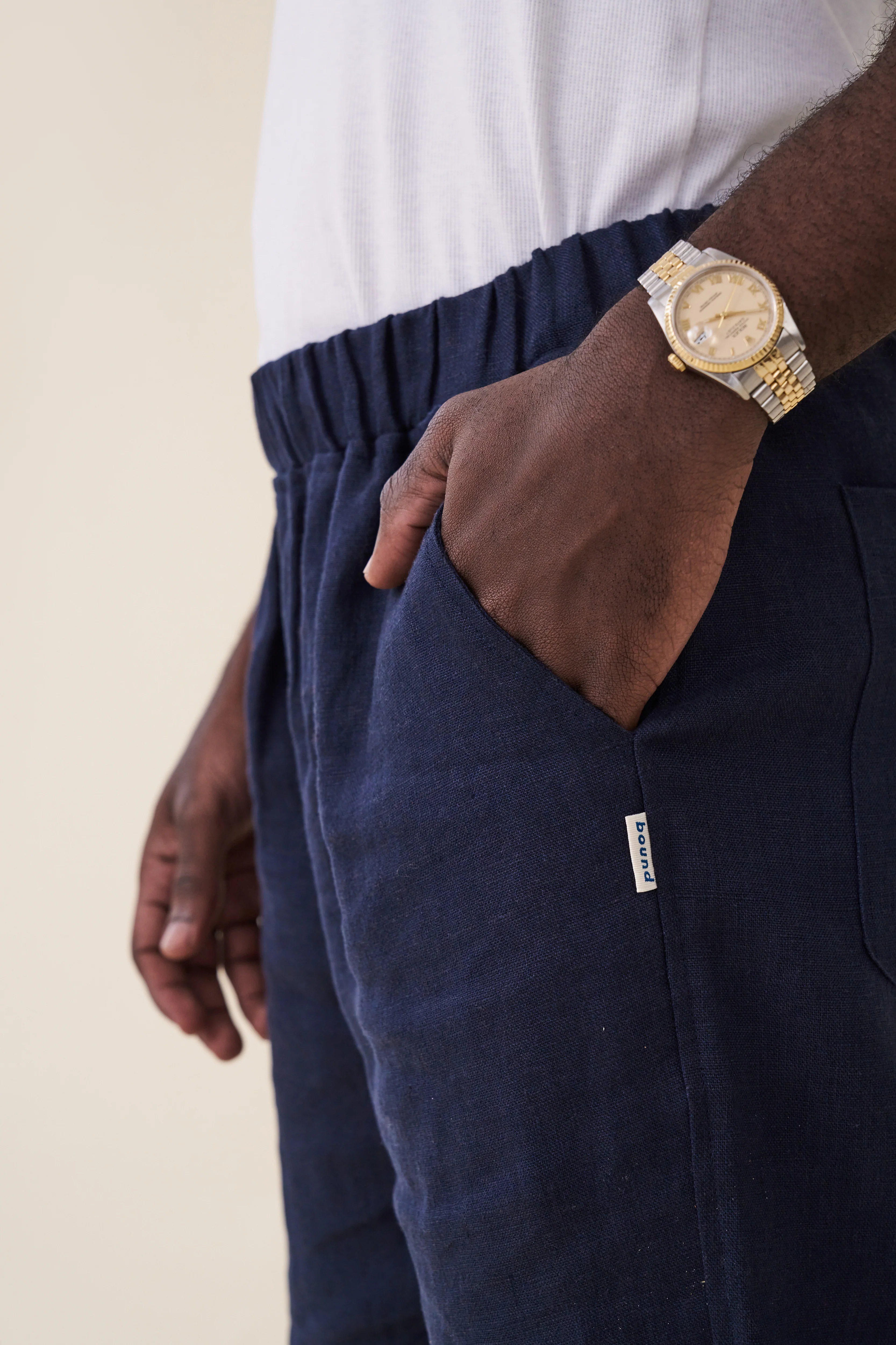 RELAXED LINEN TROUSERS - NAVY - Image 4