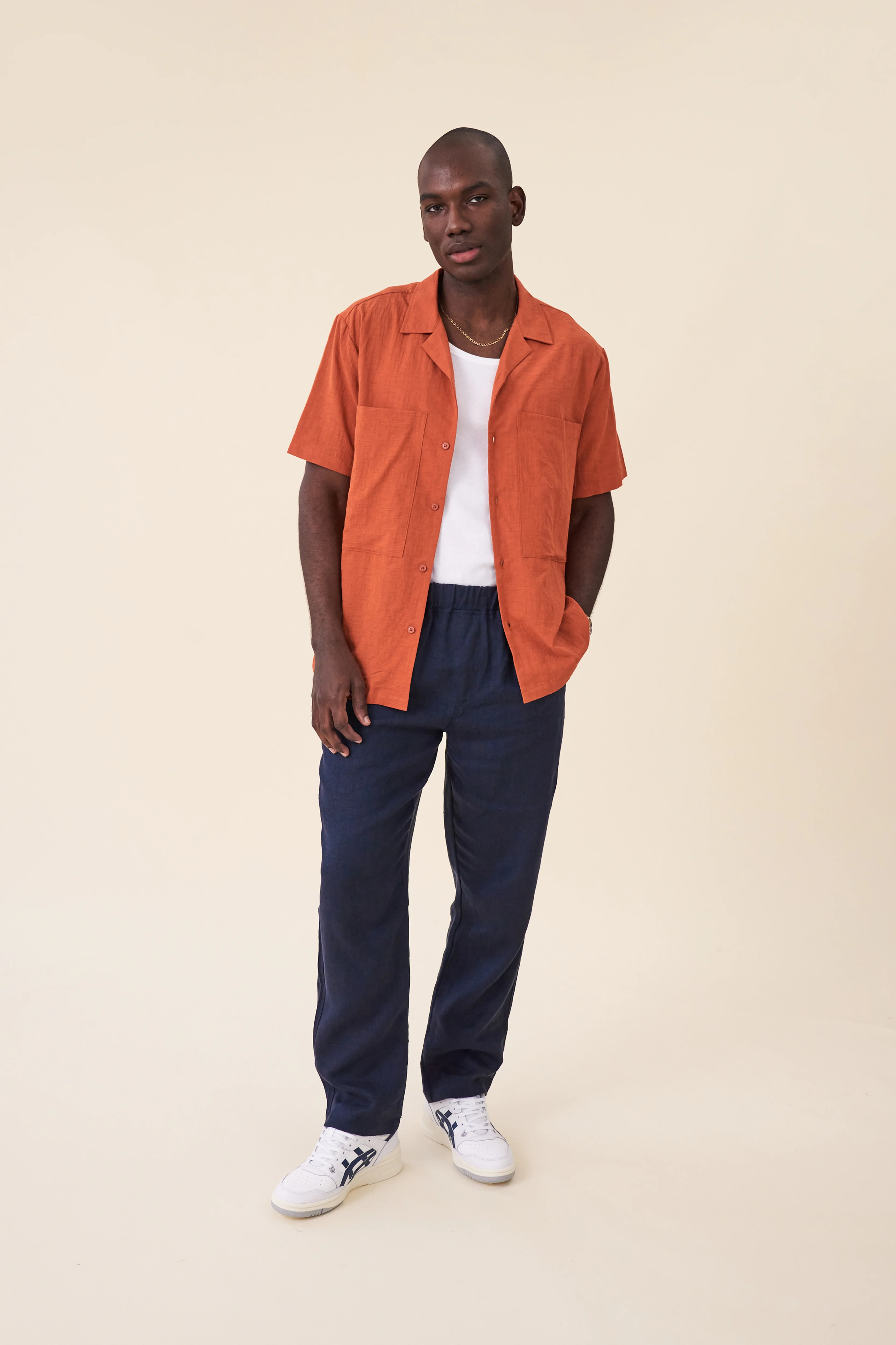 RELAXED LINEN TROUSERS - NAVY - Image 5