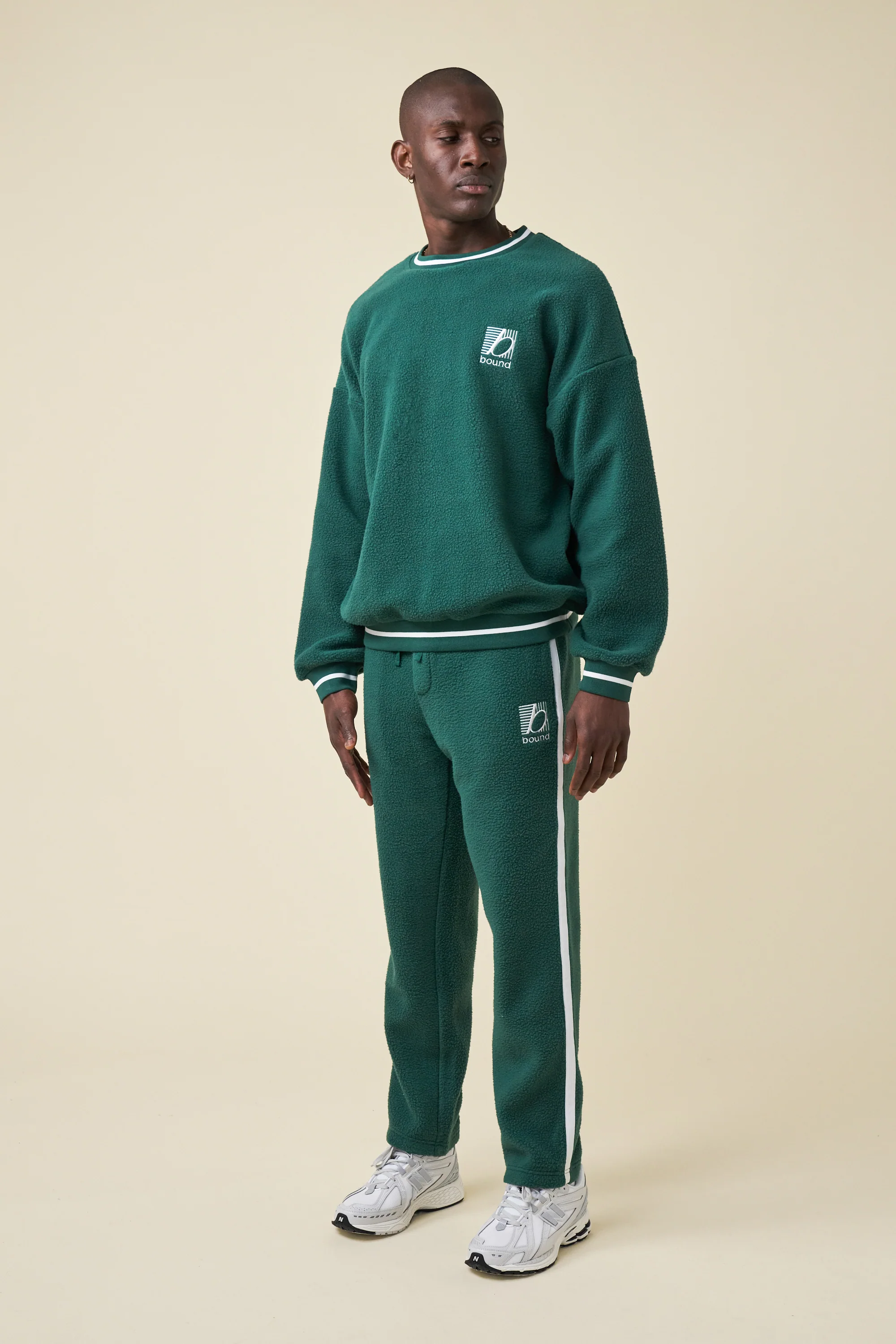 REVERSE FLEECE GRID STRAIGHT JOGGERS - BOTTLE GREEN - Image 5