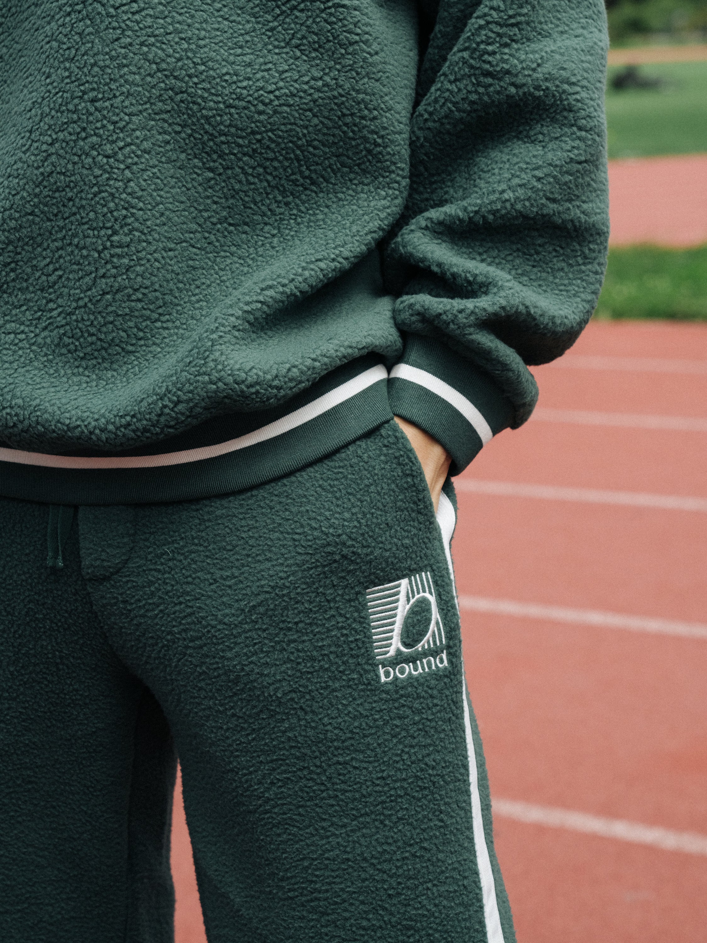 REVERSE FLEECE GRID STRAIGHT JOGGERS - BOTTLE GREEN - Image 8