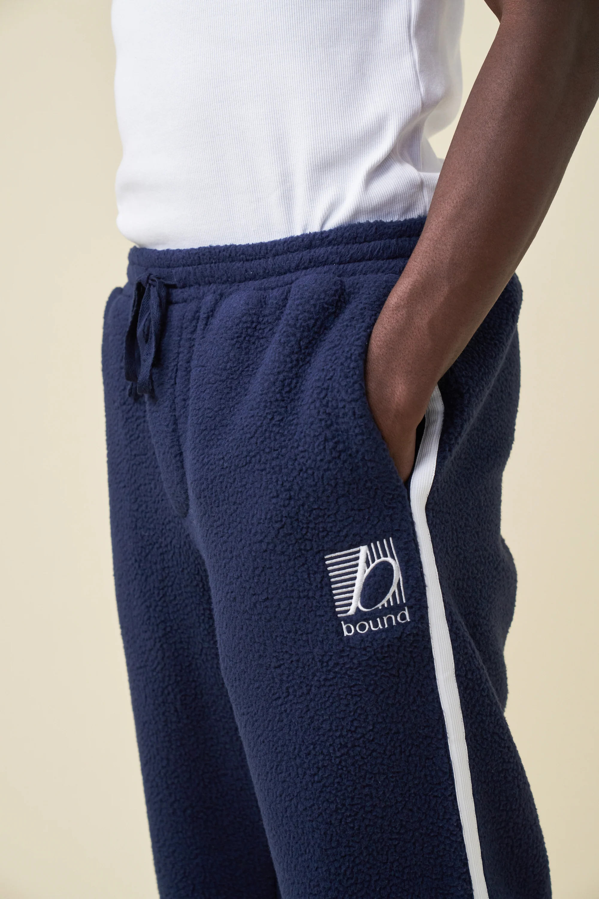 REVERSE FLEECE GRID STRAIGHT JOGGERS - NAVY - Image 3