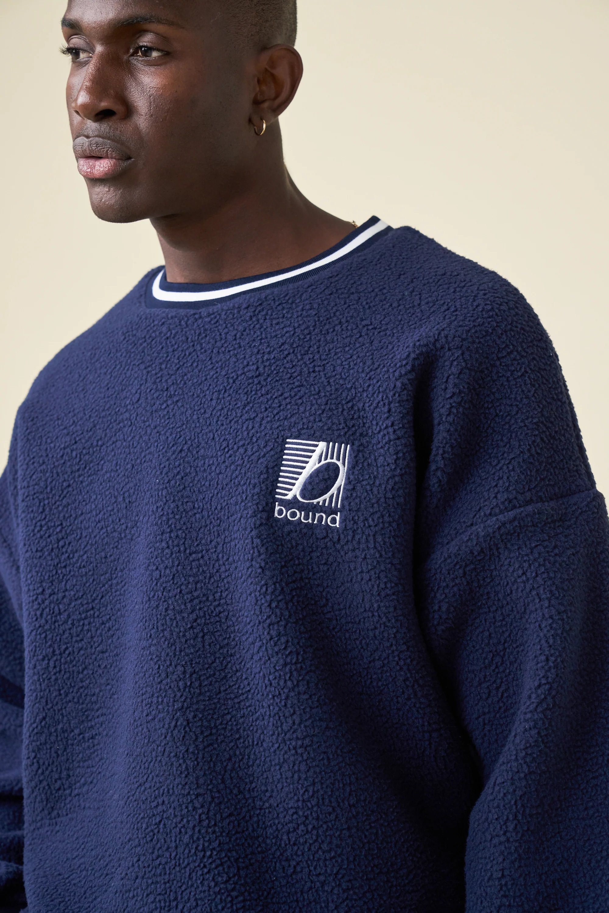 REVERSE FLEECE GRID SWEATER - NAVY - Image 4