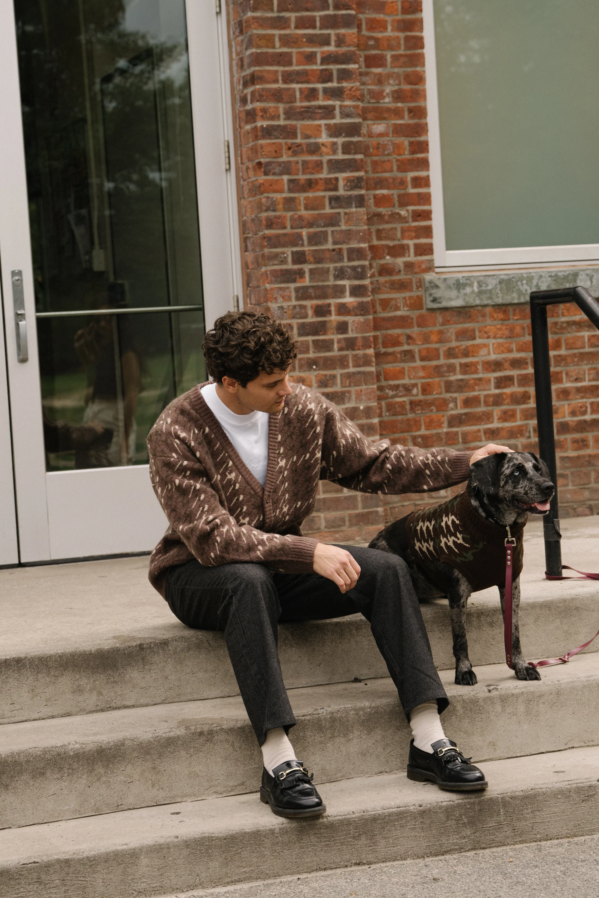 RONNIE DOG KNIT - BROWN - Image 7
