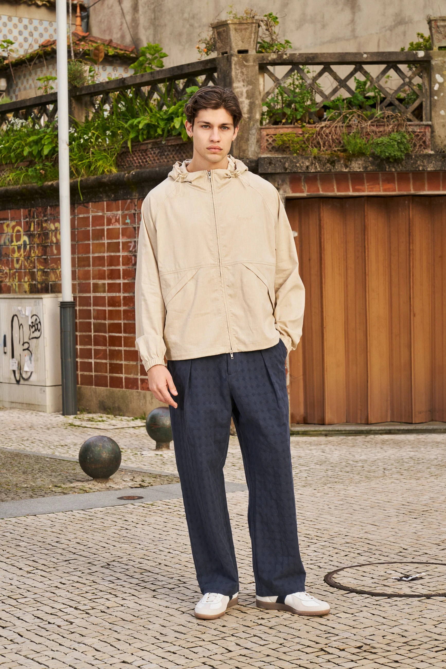 SAND LINEN WINDBREAKER - Image 2