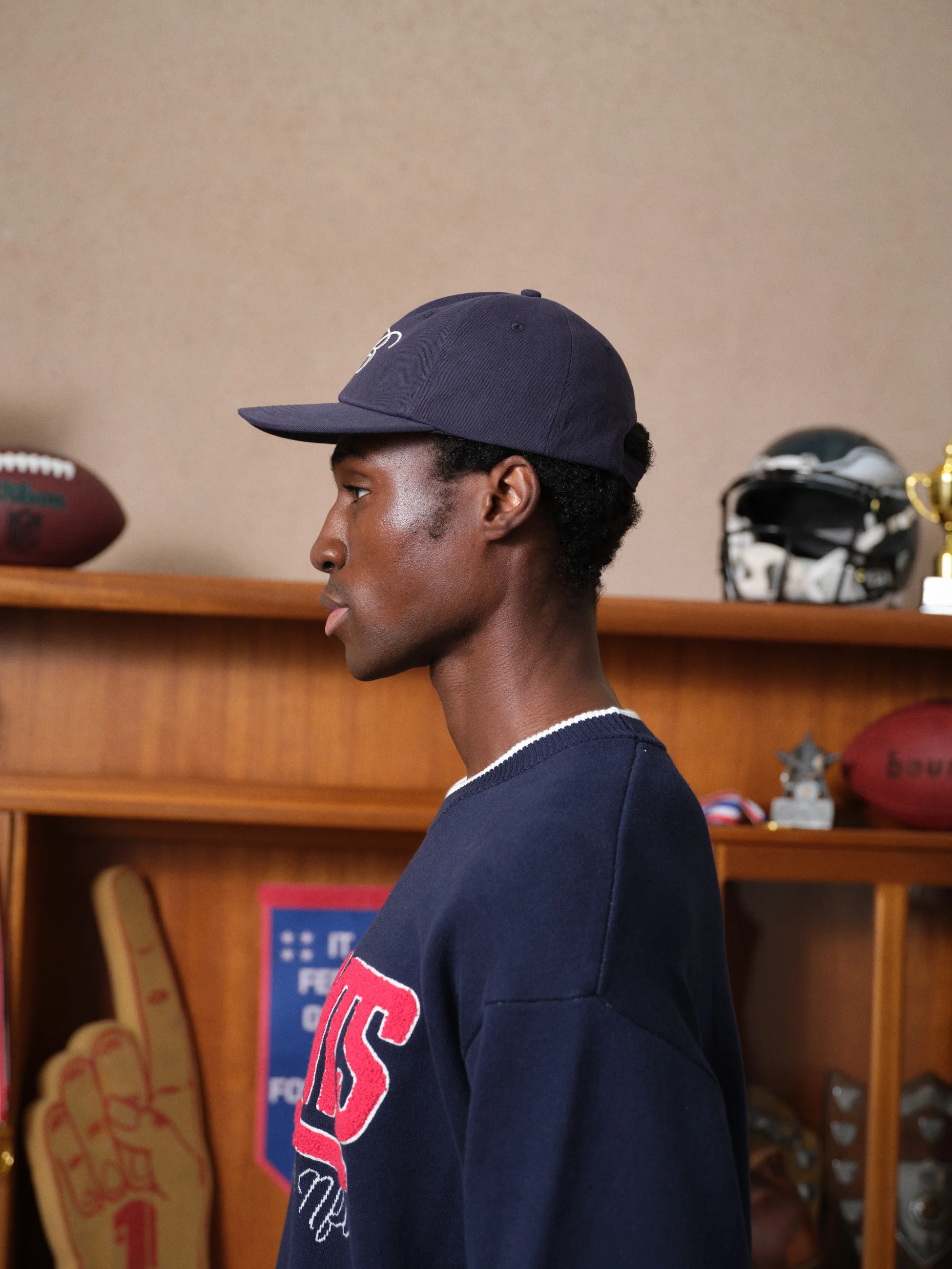SCRIPT EMBROIDERED 6 PANEL CAP - NAVY - Image 4