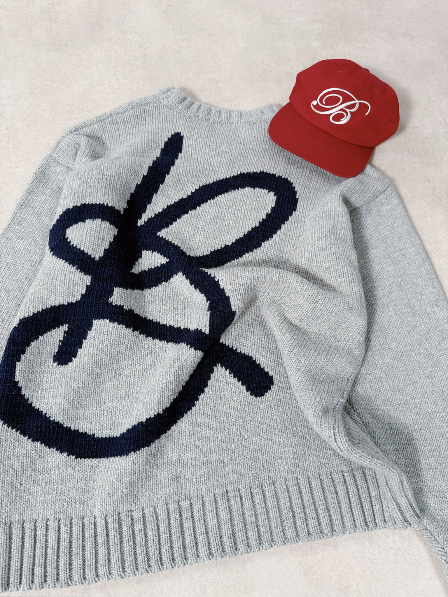 SIGNATURE INTARSIA KNIT SWEATER - GREY - Image 10