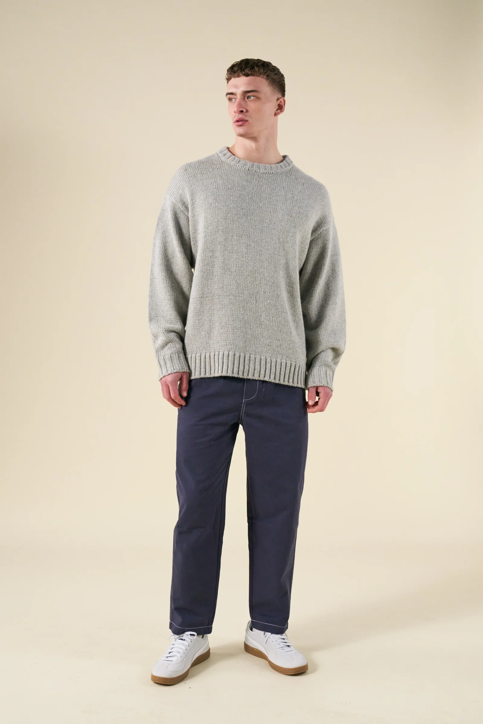 SIGNATURE INTARSIA KNIT SWEATER - GREY - Image 8