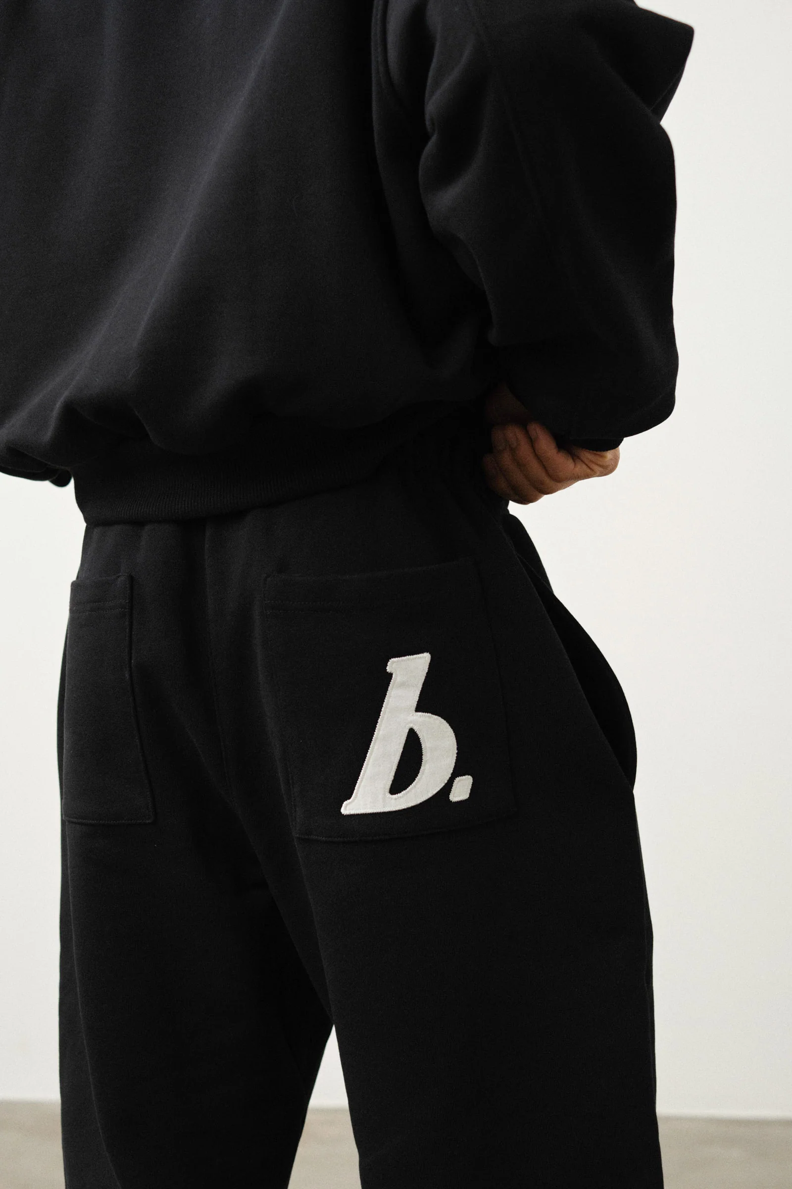 STAMP JOGGERS - BLACK - Image 5