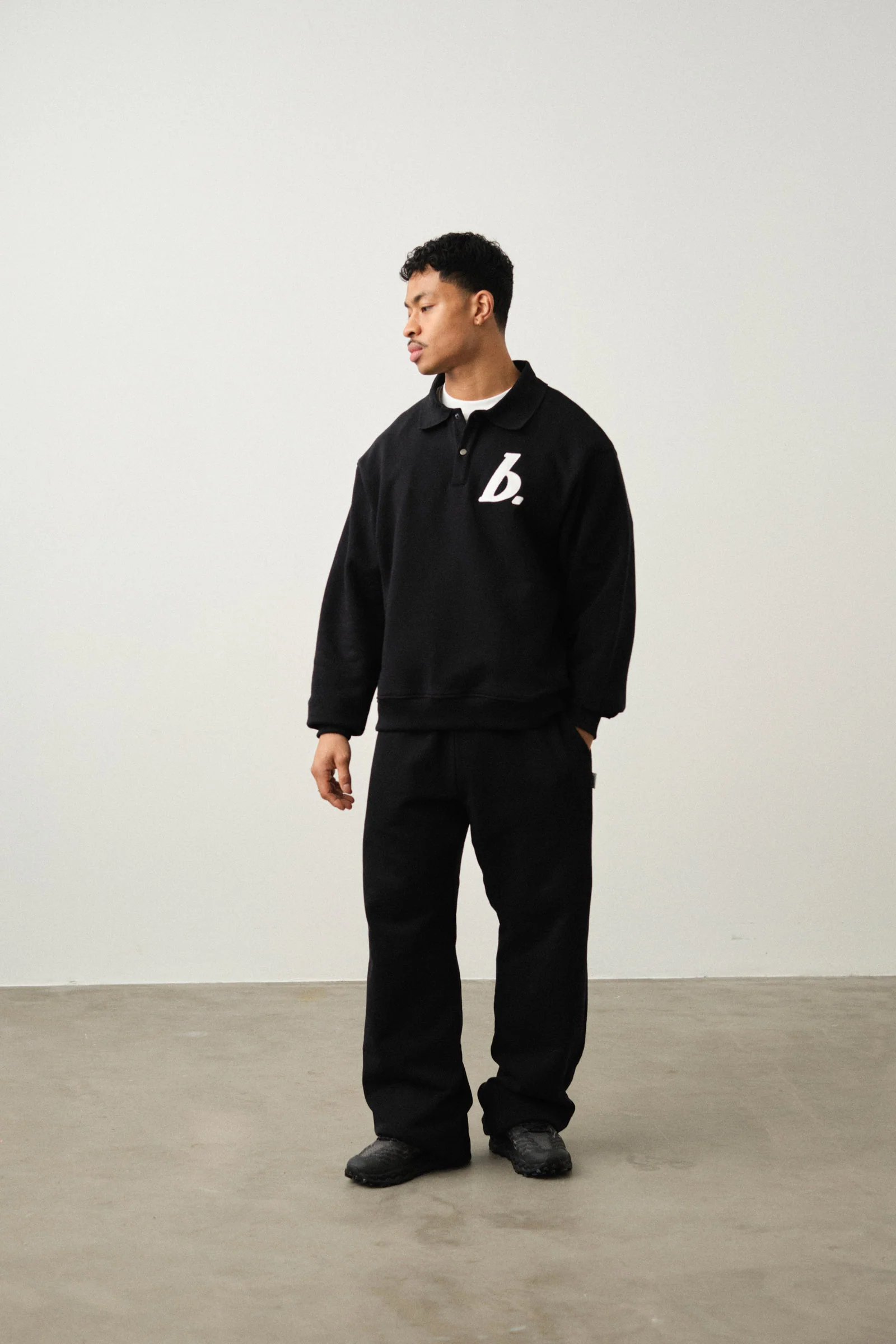 STAMP POLO SWEAT - BLACK - Image 3