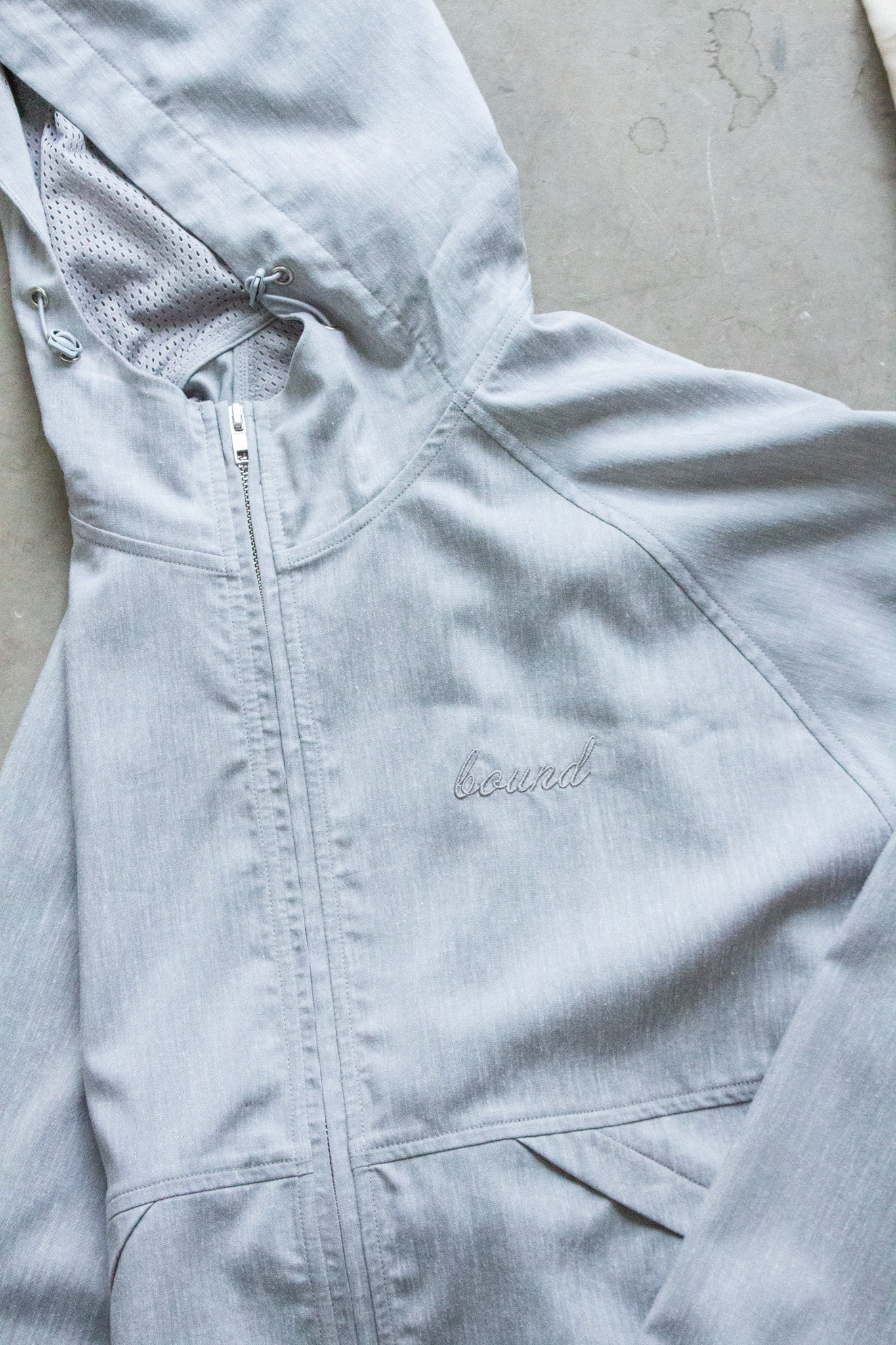 STORM GREY LINEN WINDBREAKER - Image 10