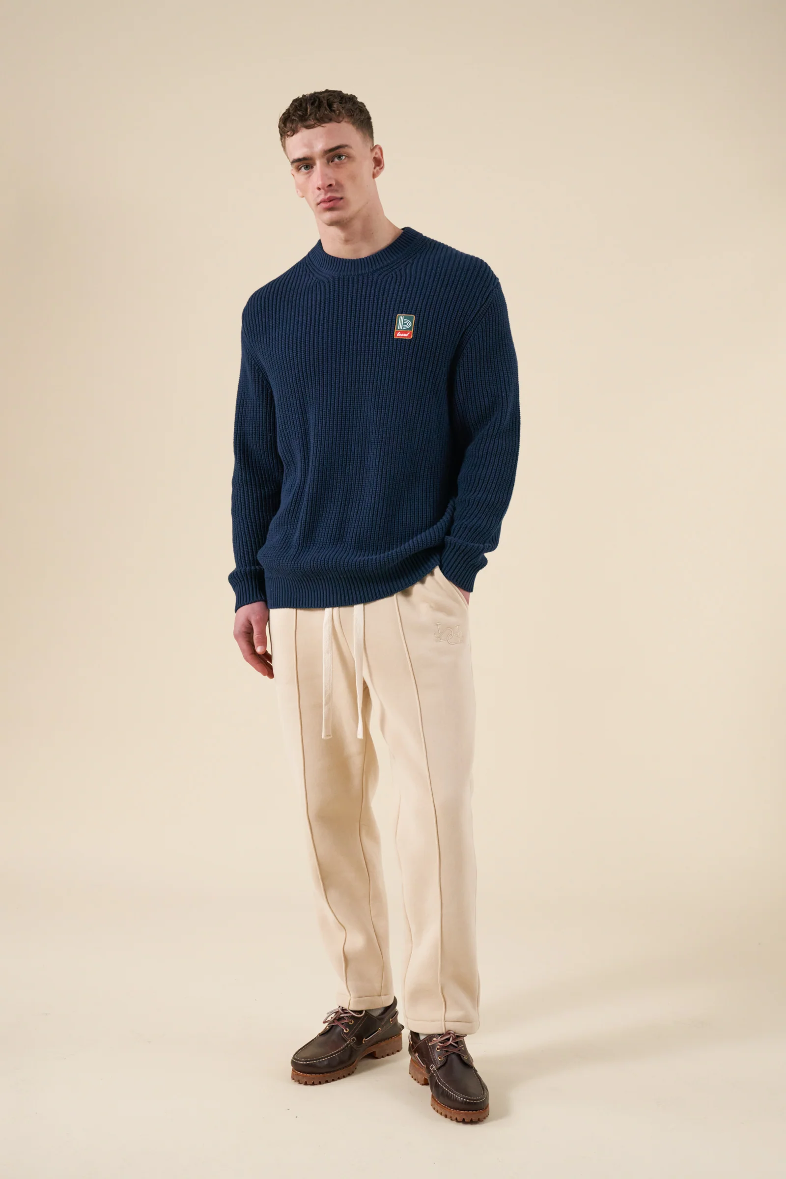 CUFFLESS PLEAT JOGGERS - CREAM - Image 3