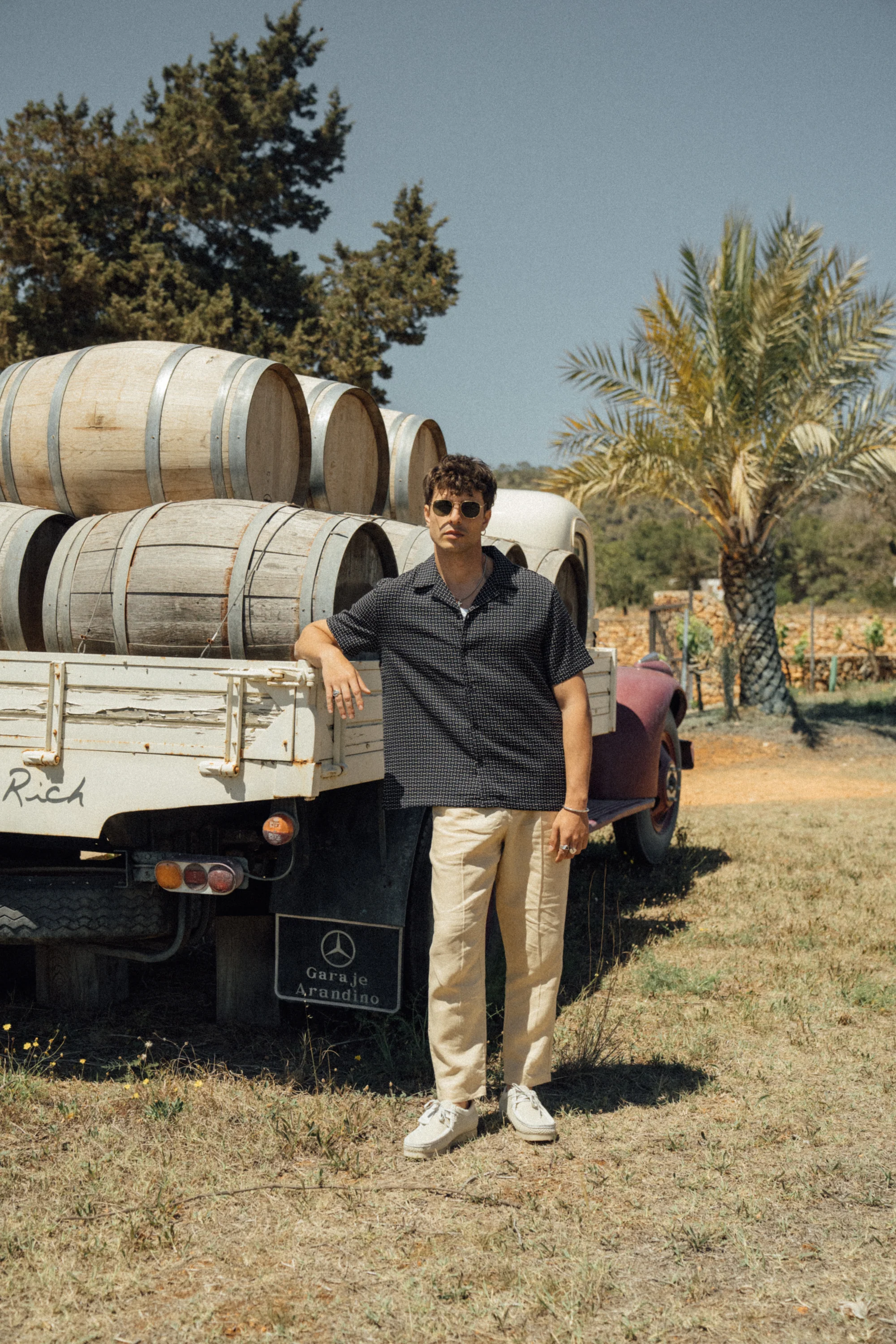 STRIPE CUBAN SS SHIRT - NAVY - Image 9
