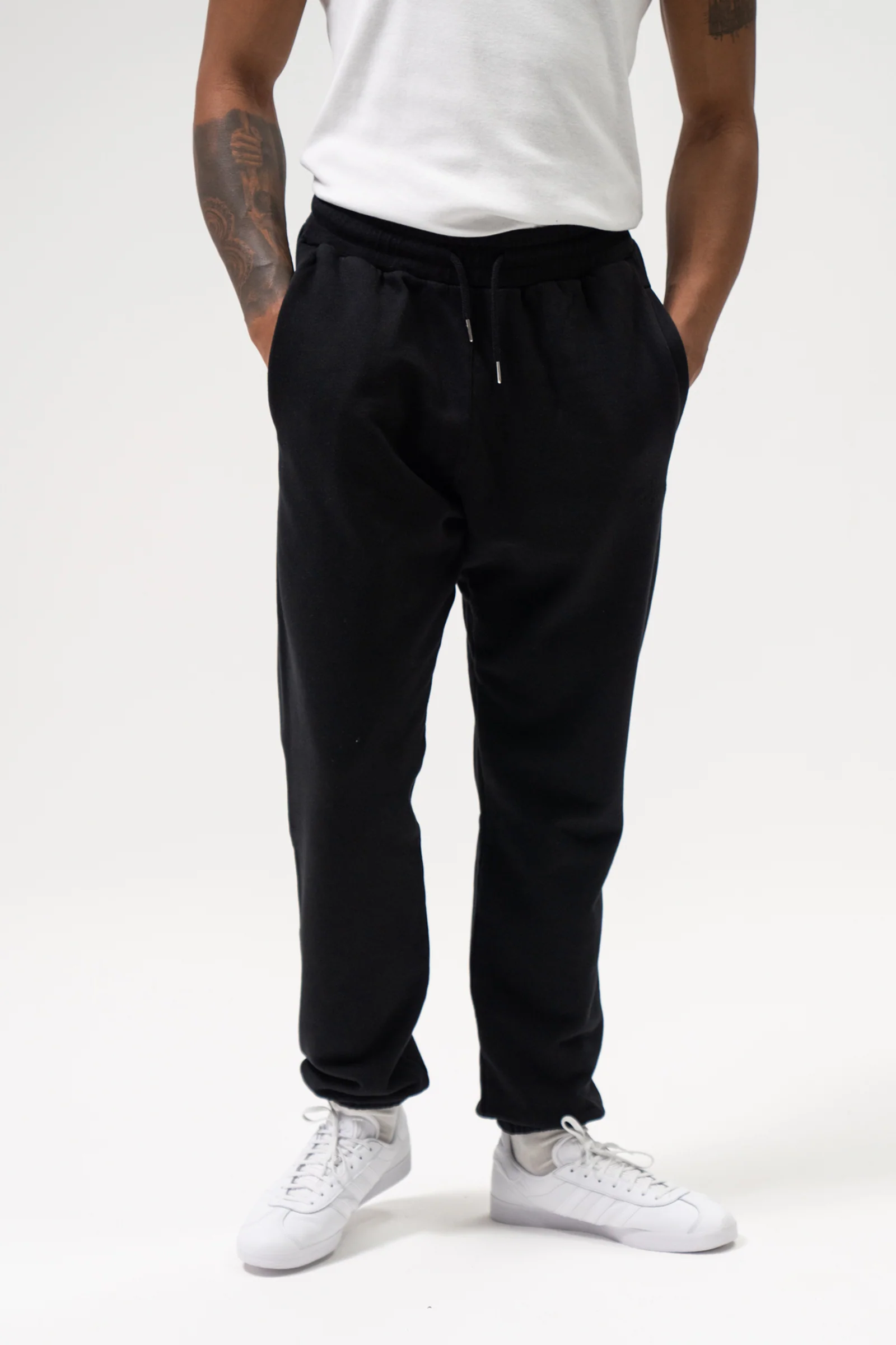 SUSTAIN BLACK HOODIE & JOGGERS SET - Image 4