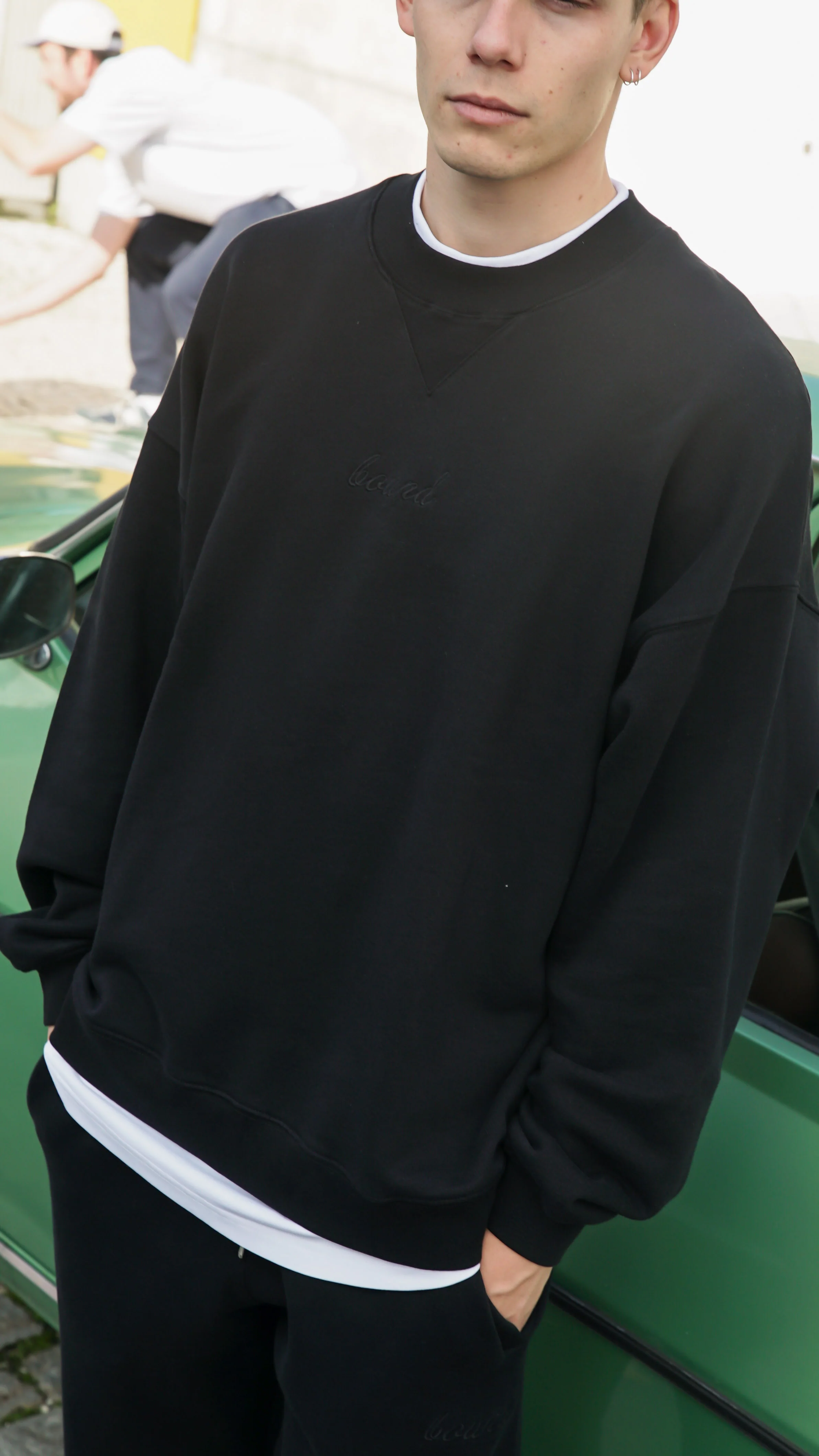SUSTAIN BLACK SWEATER - Image 6