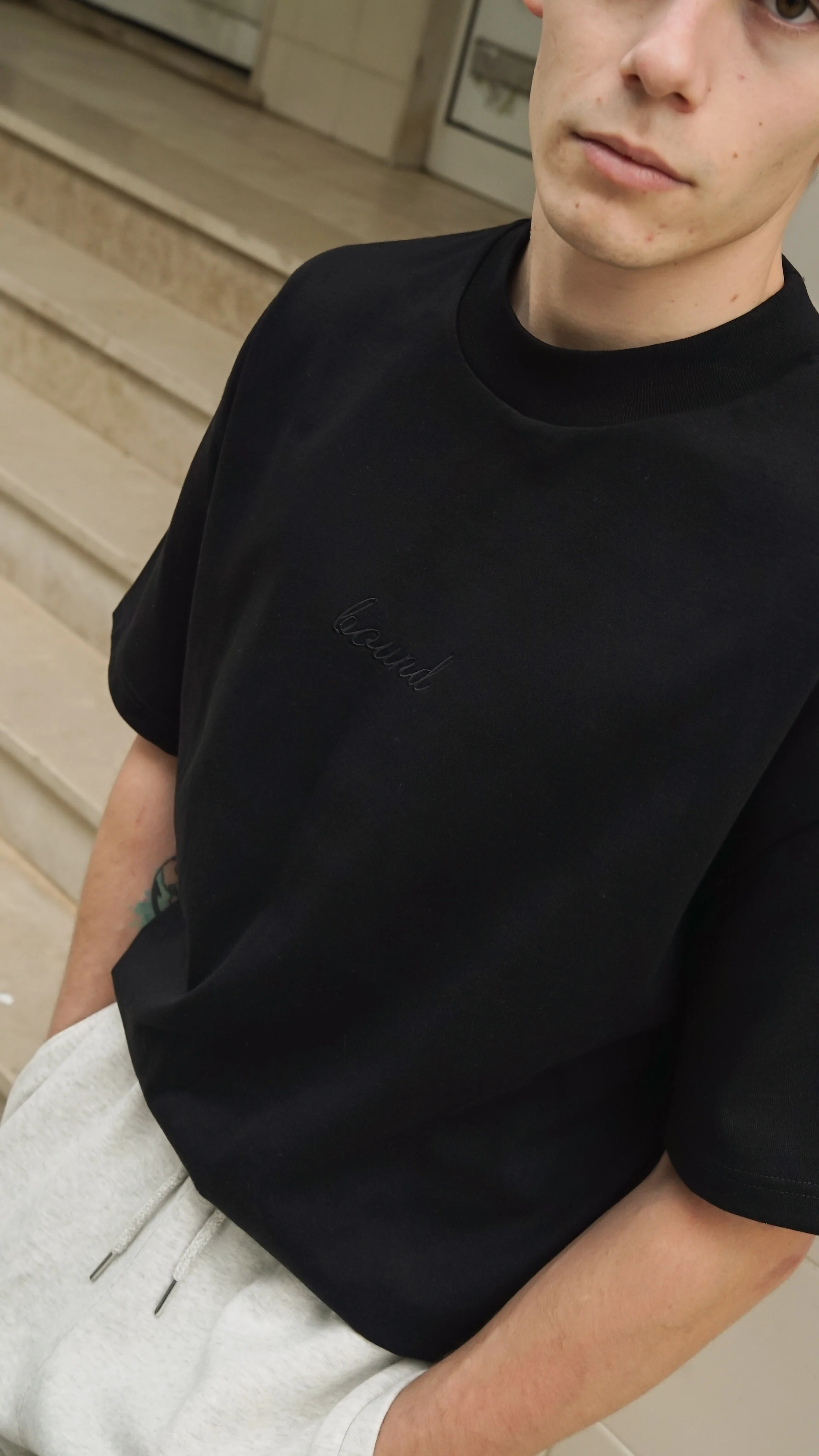 SUSTAIN BLACK TEE - Image 6