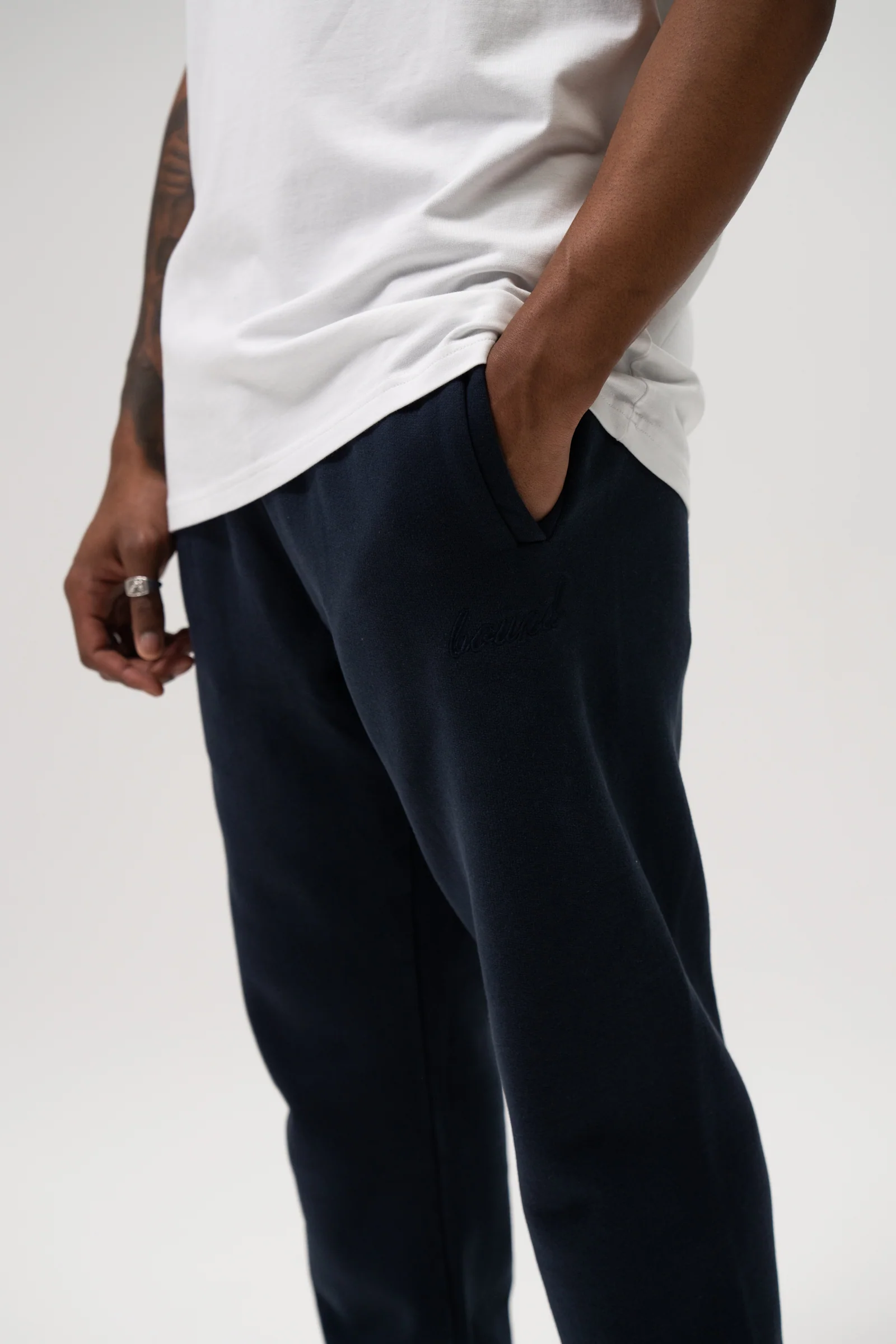 SUSTAIN NAVY SWEATER & JOGGERS SET - Image 5