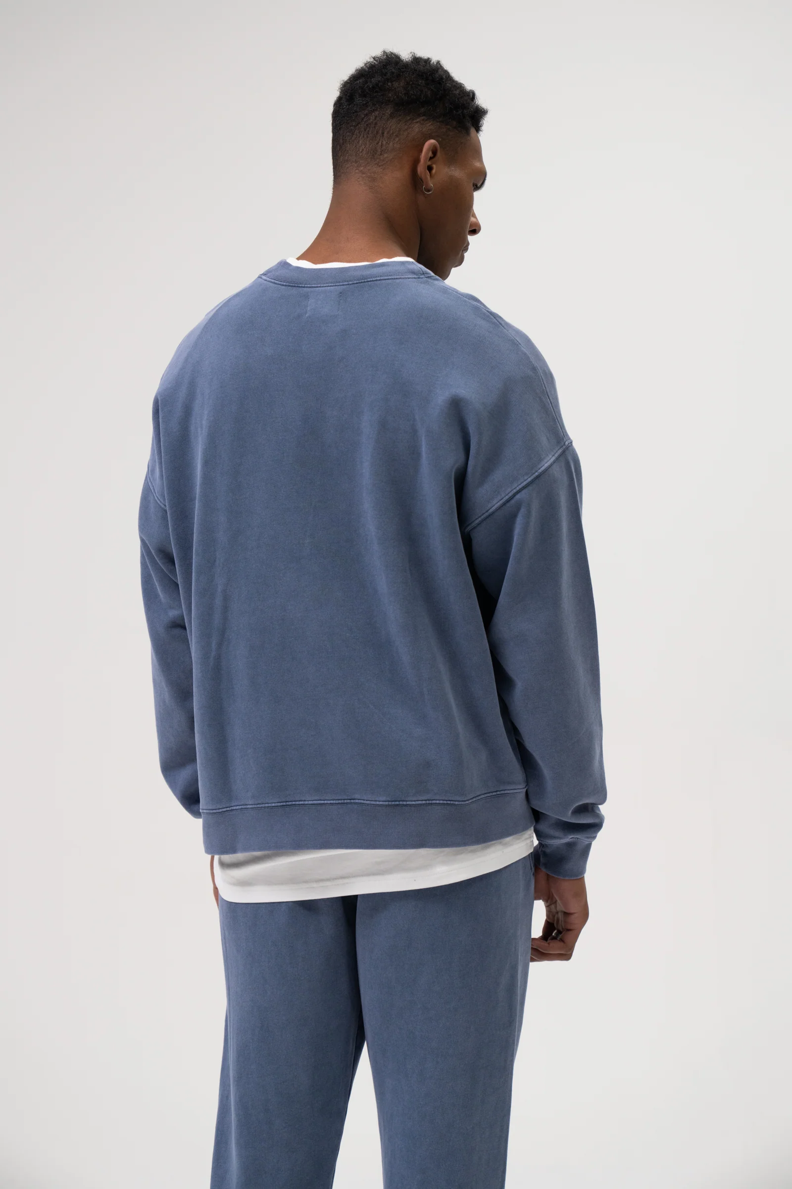 SUSTAIN WASHED BLUE SWEATER - Image 3