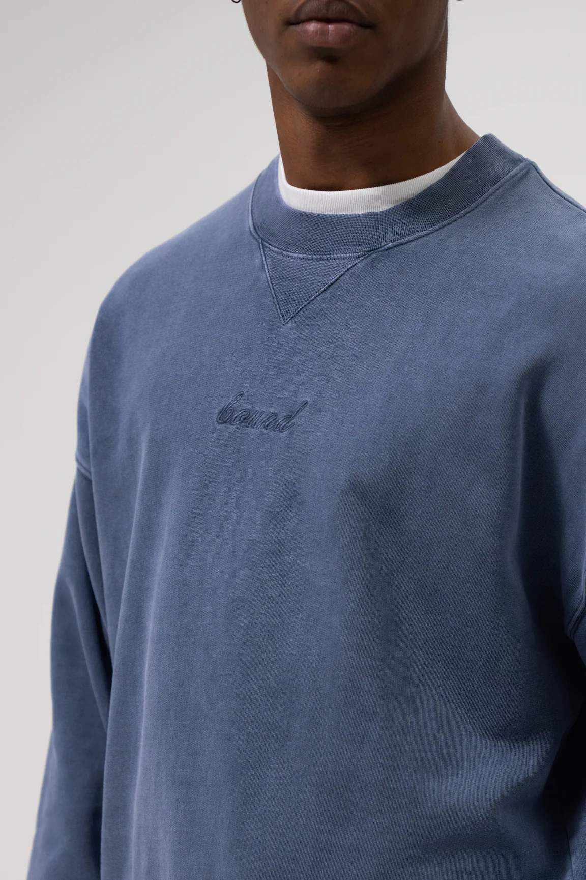 SUSTAIN WASHED BLUE SWEATER - Image 4