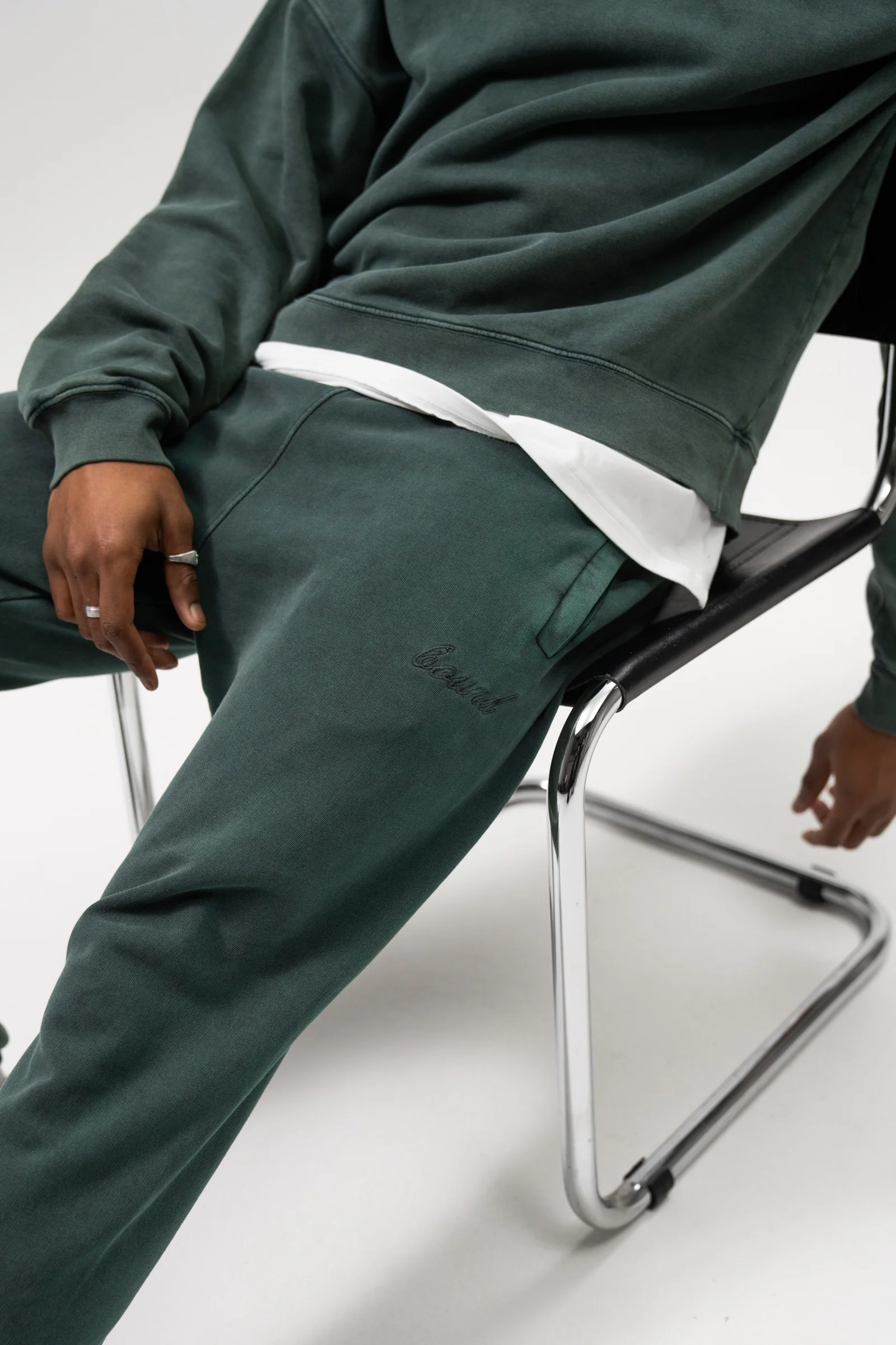 SUSTAIN WASHED GREEN JOGGERS - Image 4