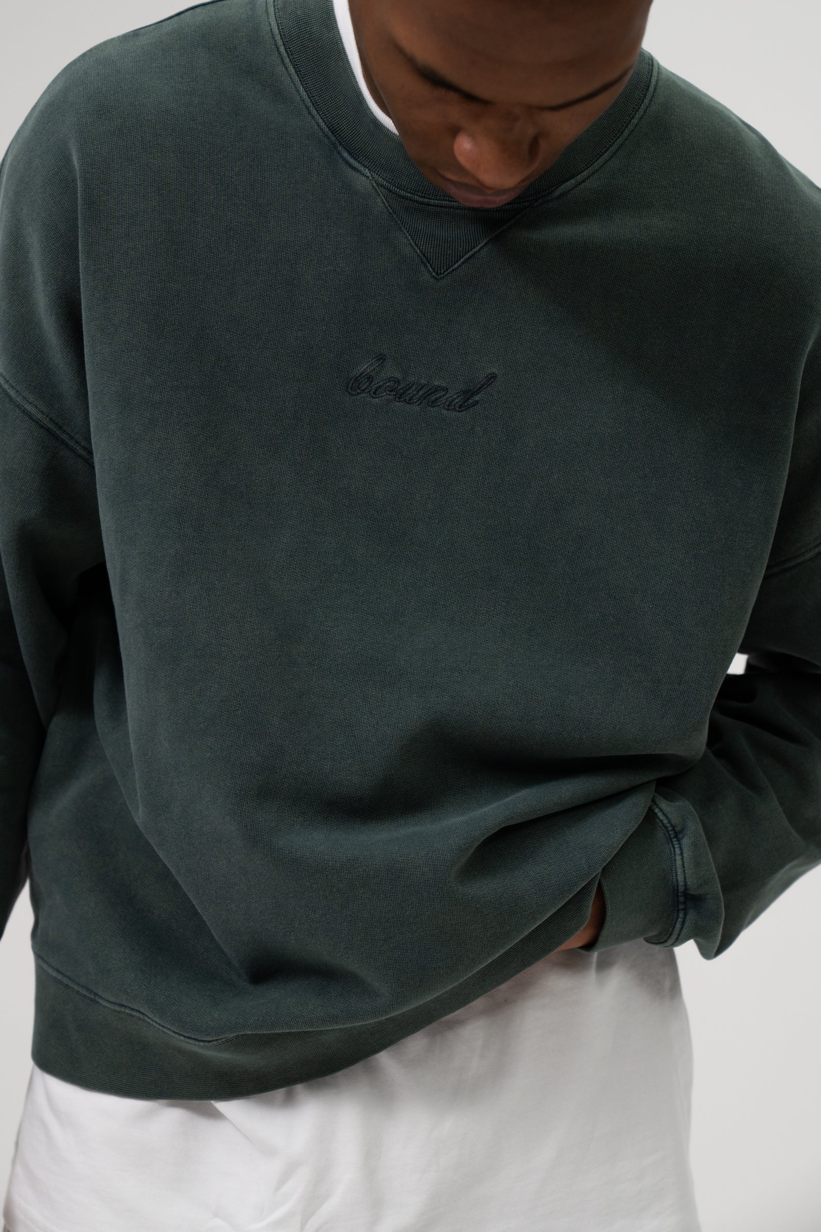 SUSTAIN WASHED GREEN SWEATER - Image 4