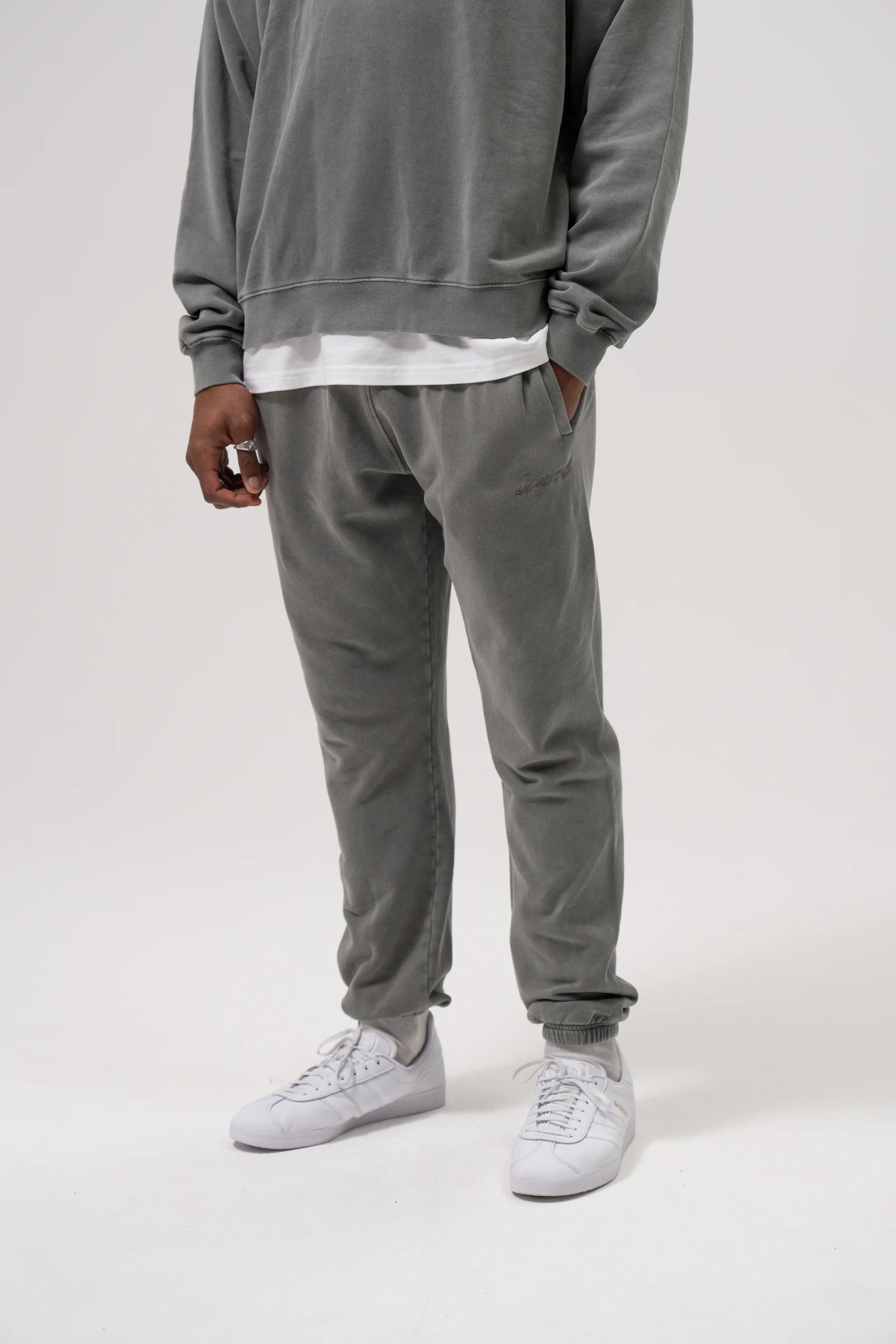 SUSTAIN WASHED GREY SWEATER & JOGGERS SET - Image 4