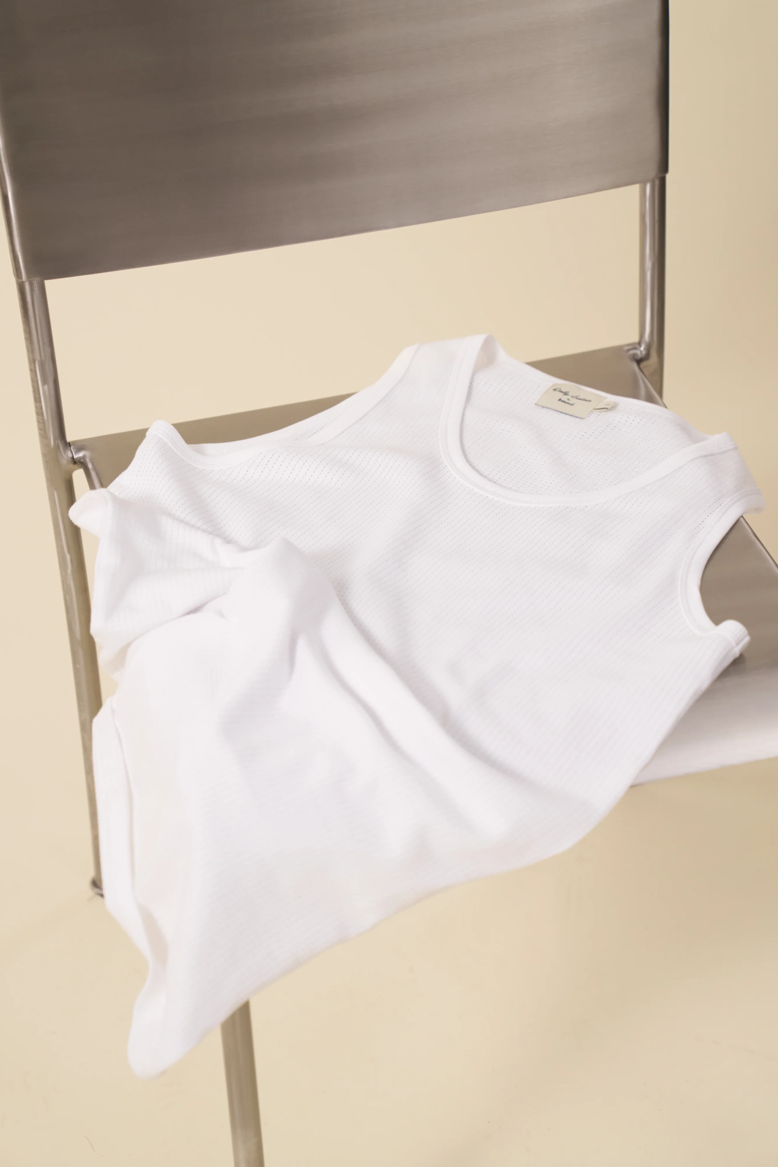 SUSTAIN WHITE CROCHET VEST - 3 PACK - Image 6