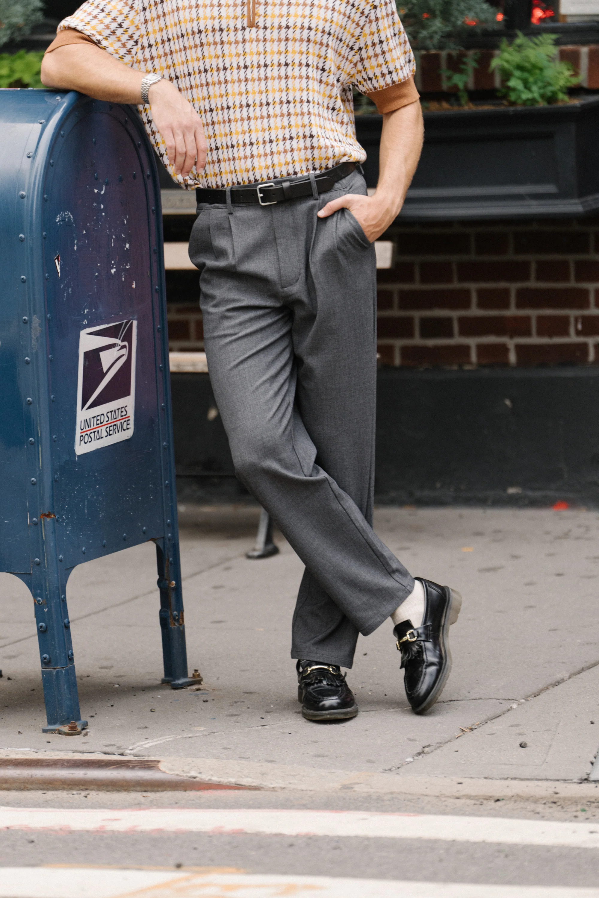 TAPERED DOUBLE PLEAT TROUSER - GREY - Image 3