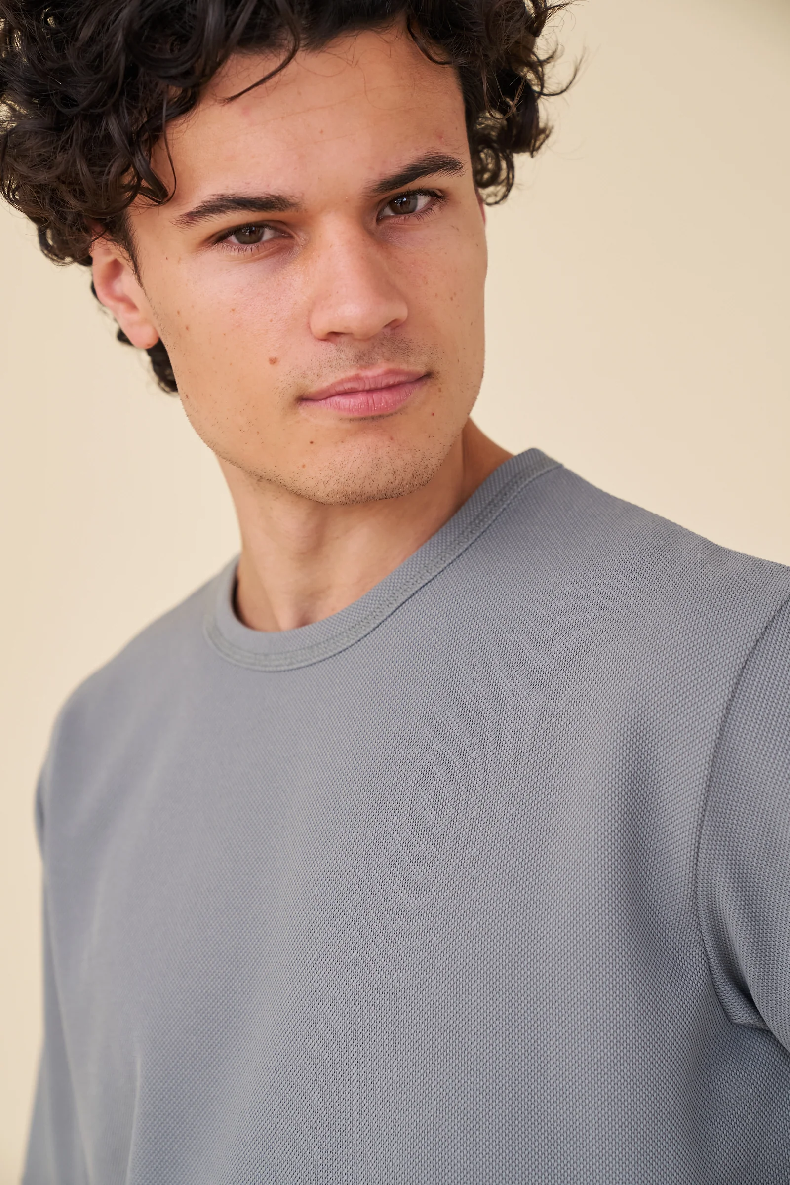TEXTURED DUTY TEE - CHARCOAL - Image 6