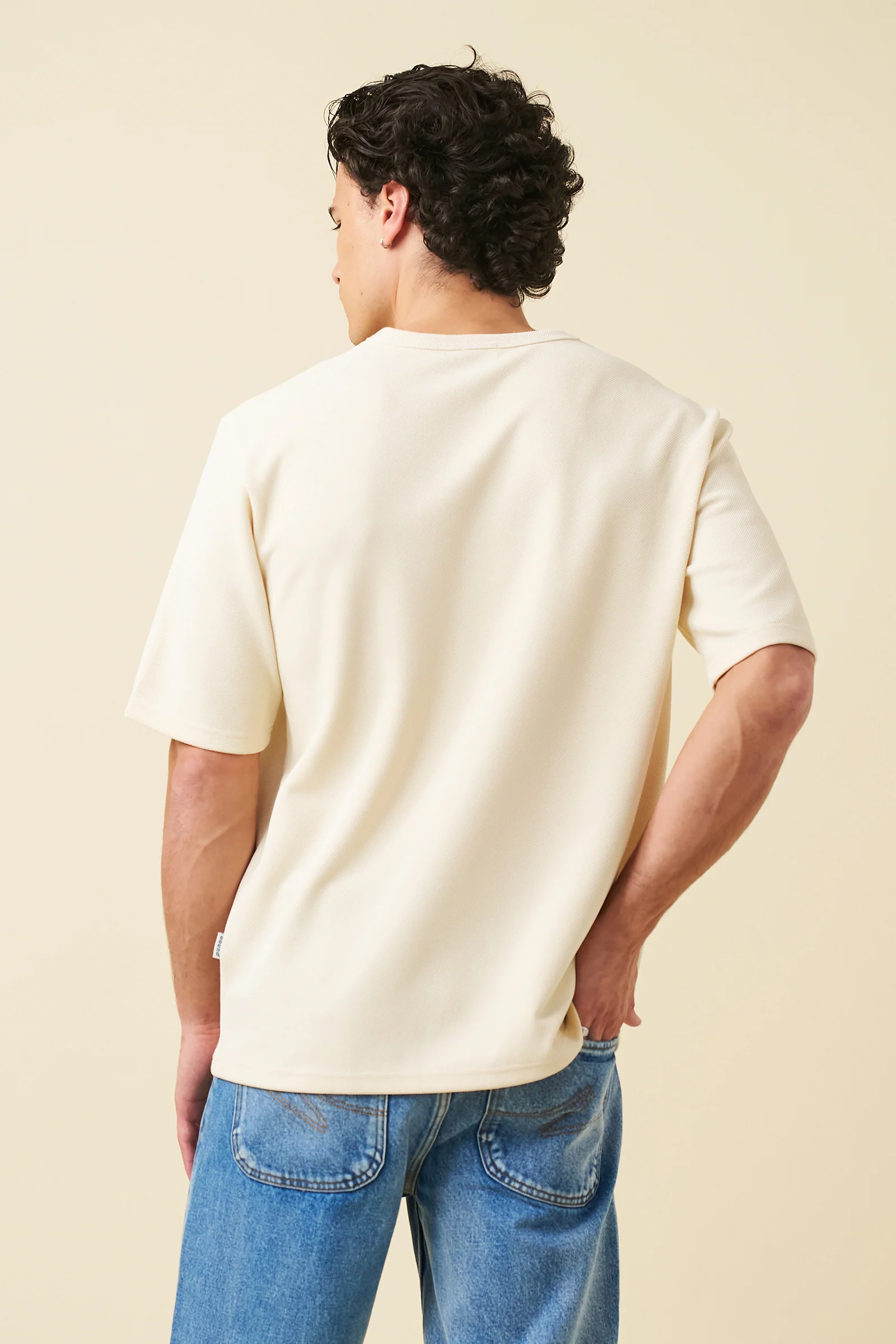 TEXTURED DUTY TEE - ECRU - Image 5