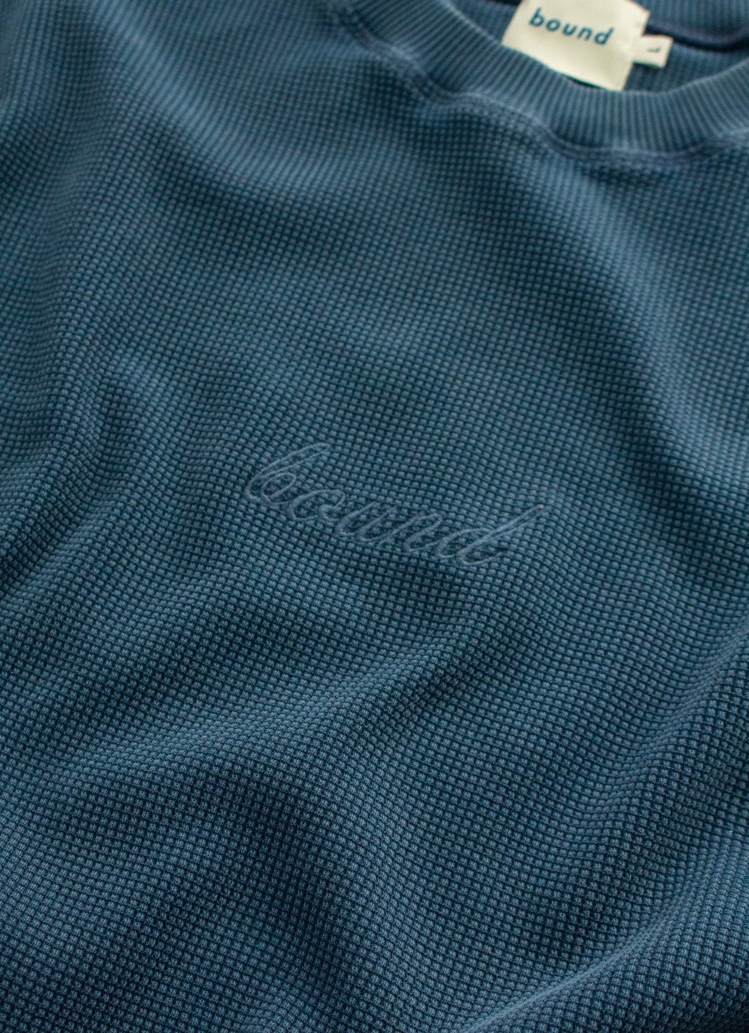 VINTAGE WASHED WAFFLE TEE - NAVY - Image 6