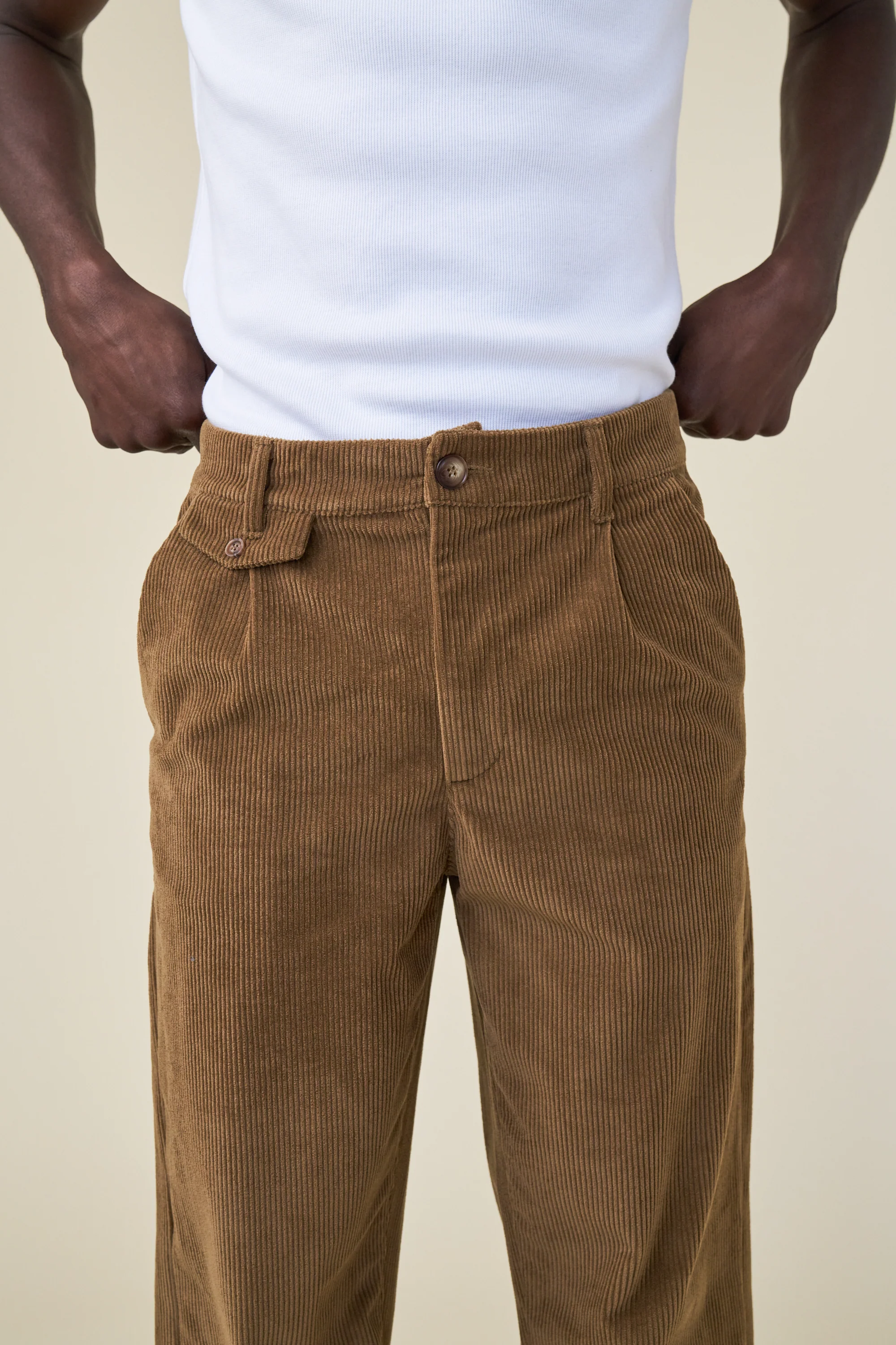 RELAXED CORDUROY TROUSER - PECAN BROWN - Image 3