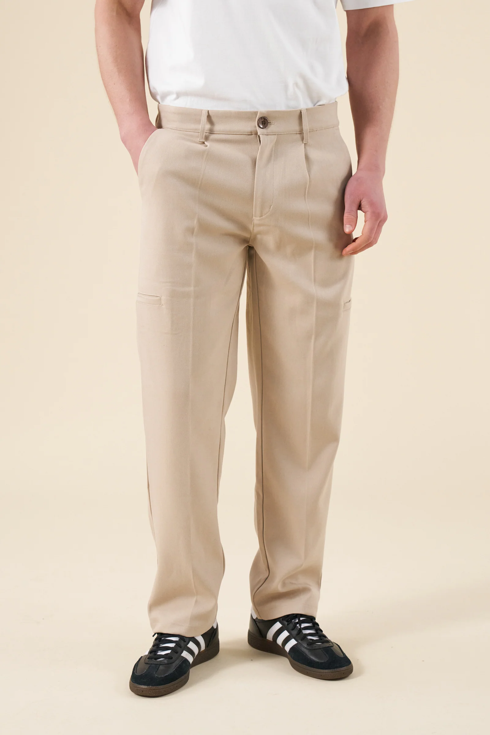 TAPERED CASUAL TROUSER - CREAM
