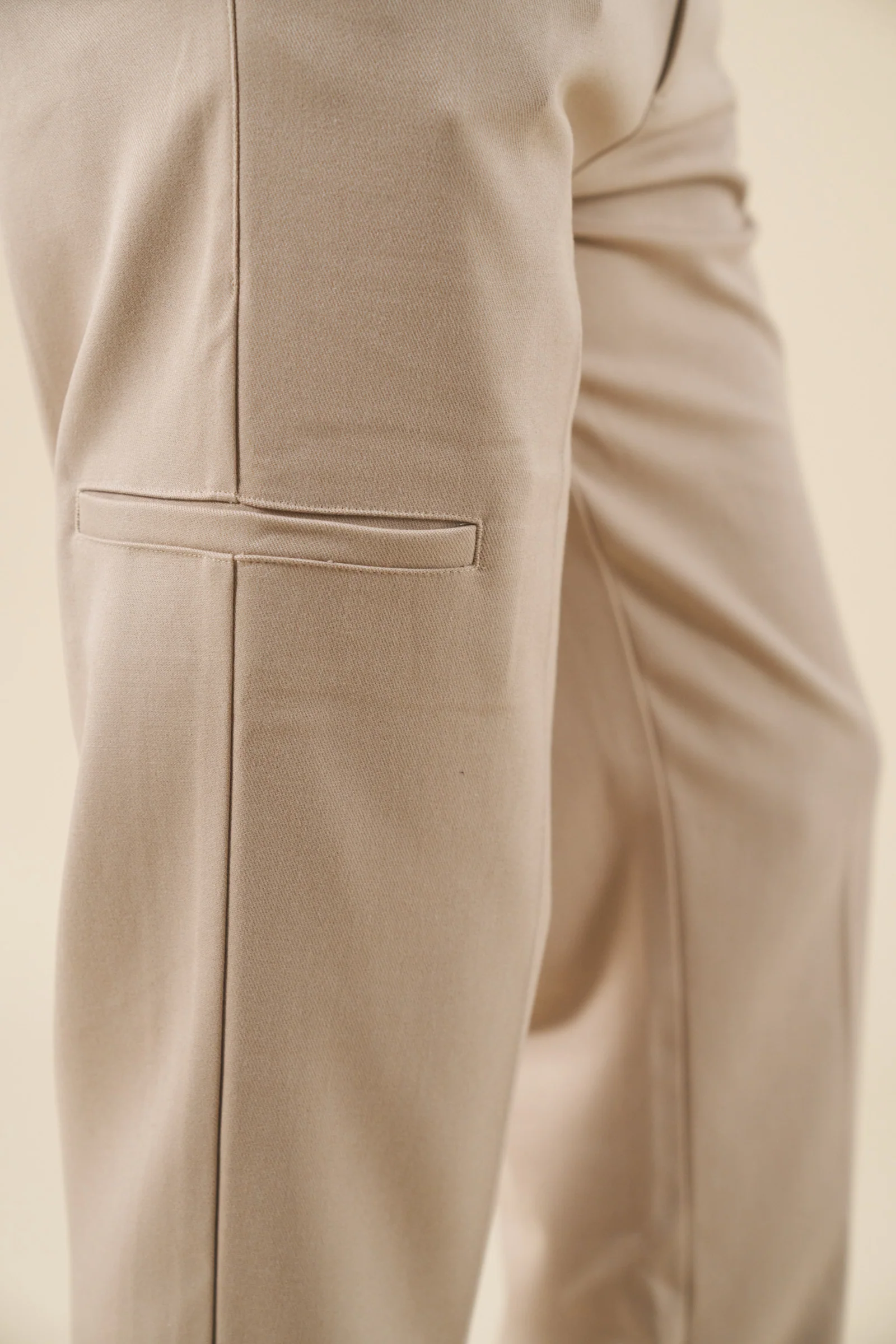 TAPERED CASUAL TROUSER - CREAM - Image 7