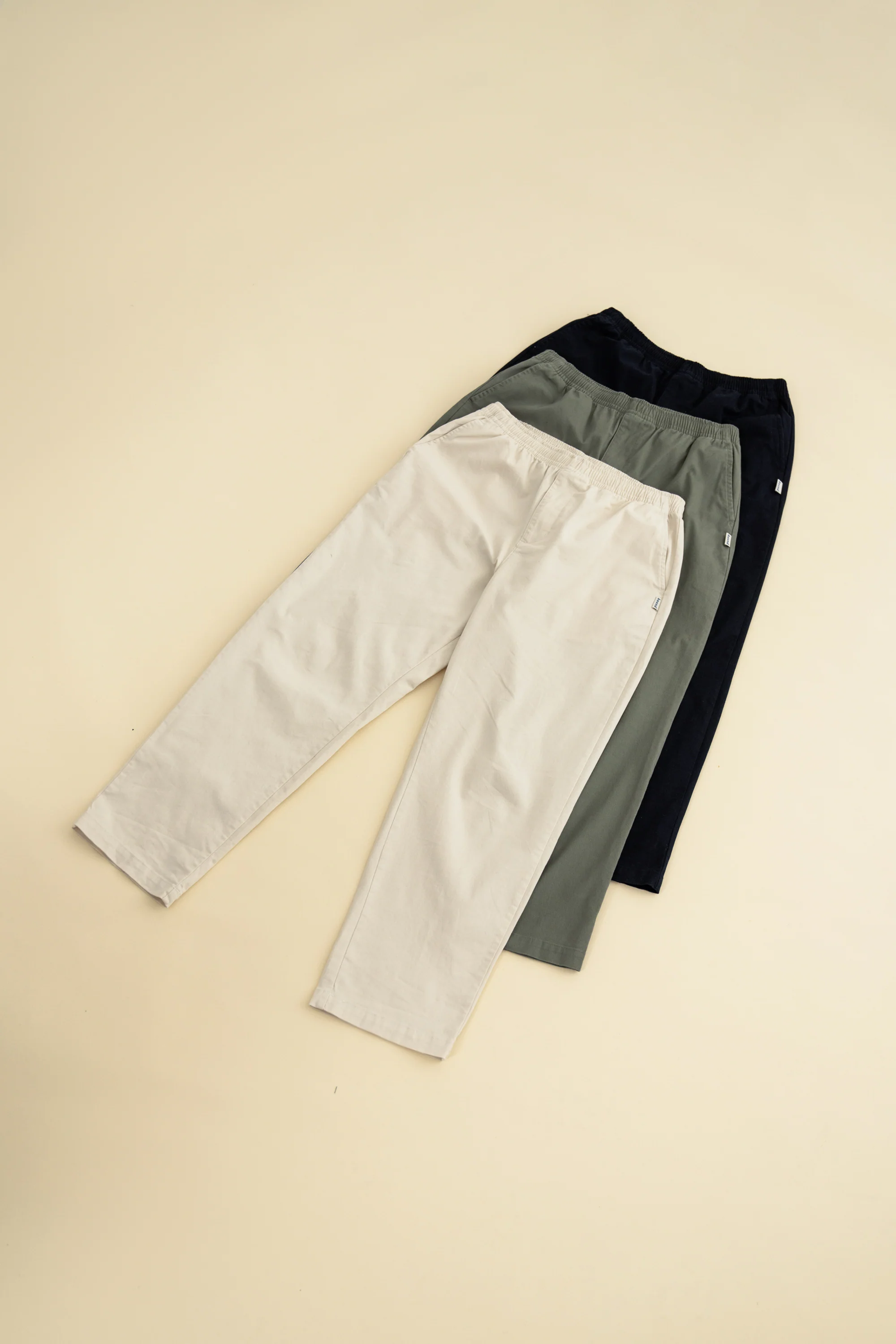 WILLIAM STAPLE COTTON TROUSER - OLIVE - Image 8