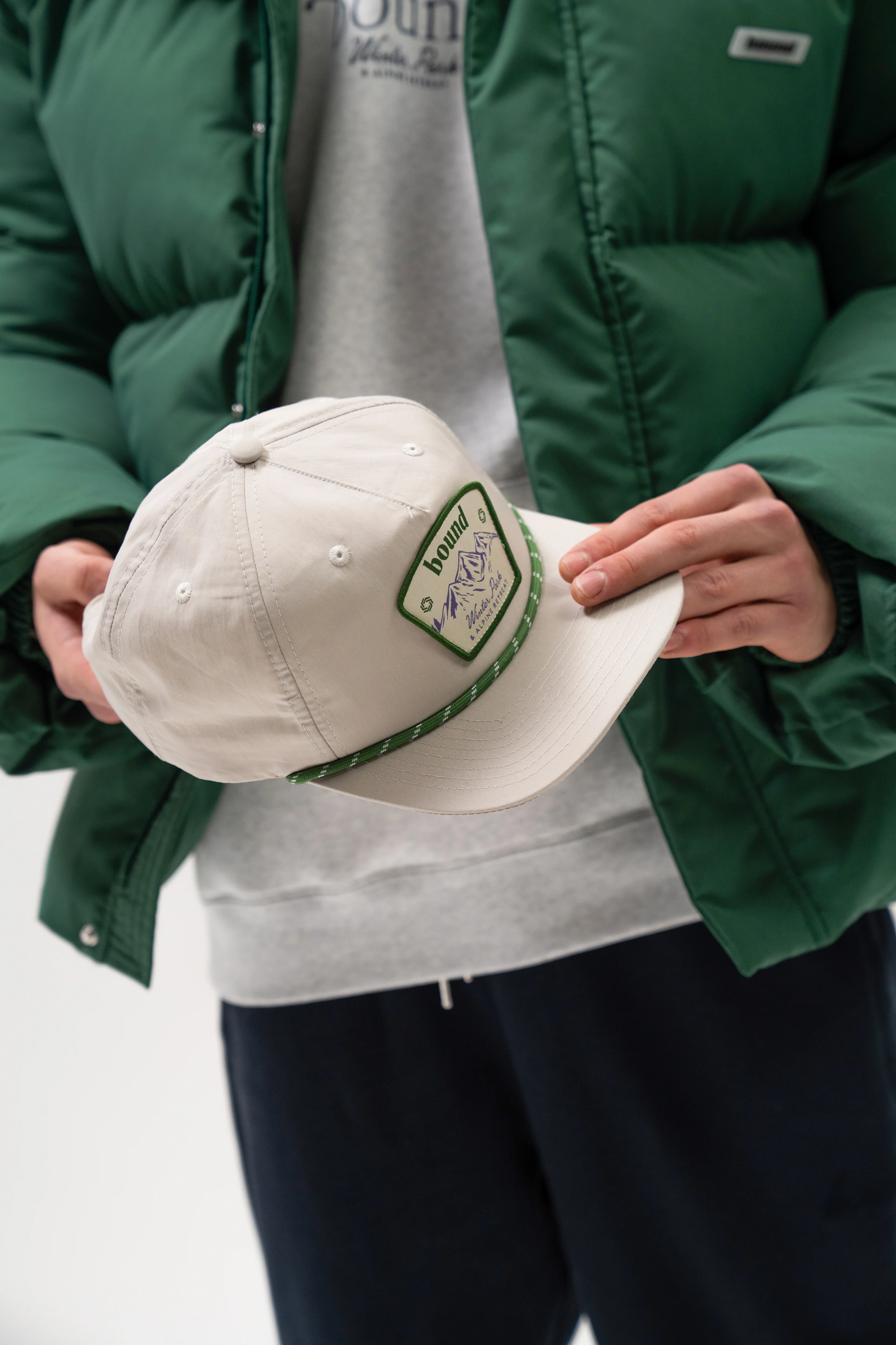 WINTER RESORT NYLON CAP - Image 2